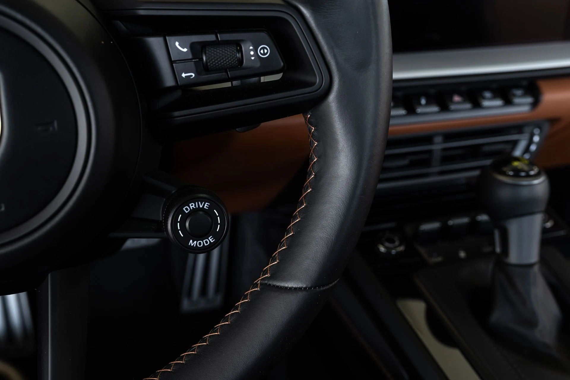 mph055_1397677622_Used_2022_Porsche_911_GT_3_Touring_1788909258_b7dde8d9d4