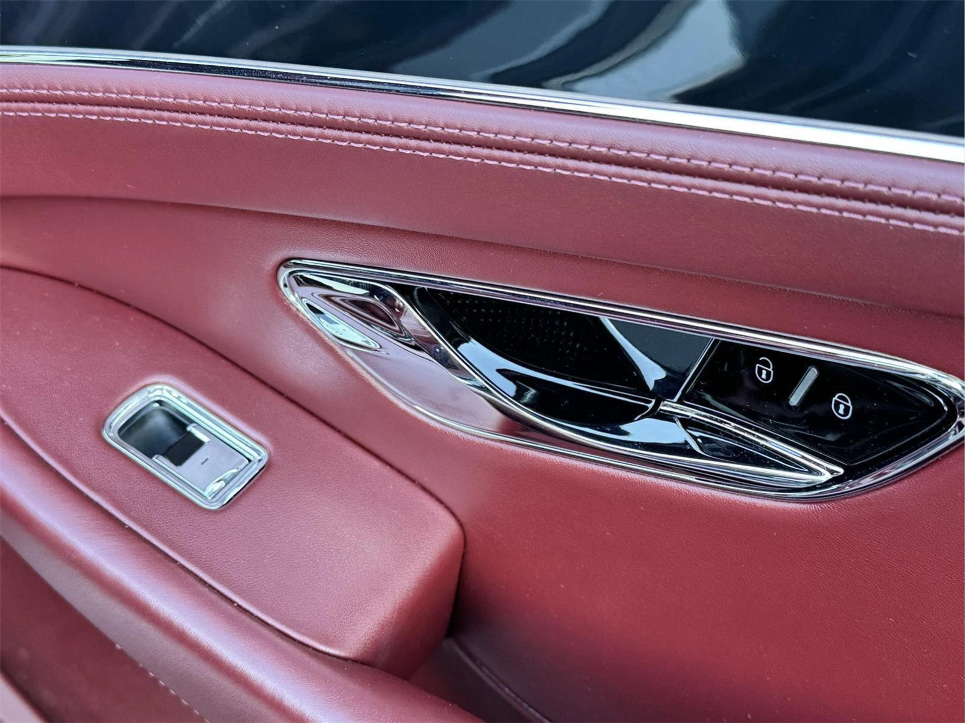 mph055_1428479215_faa42ed608bbe7bbe27b41f0fcdc567c_b0f92e3ad6