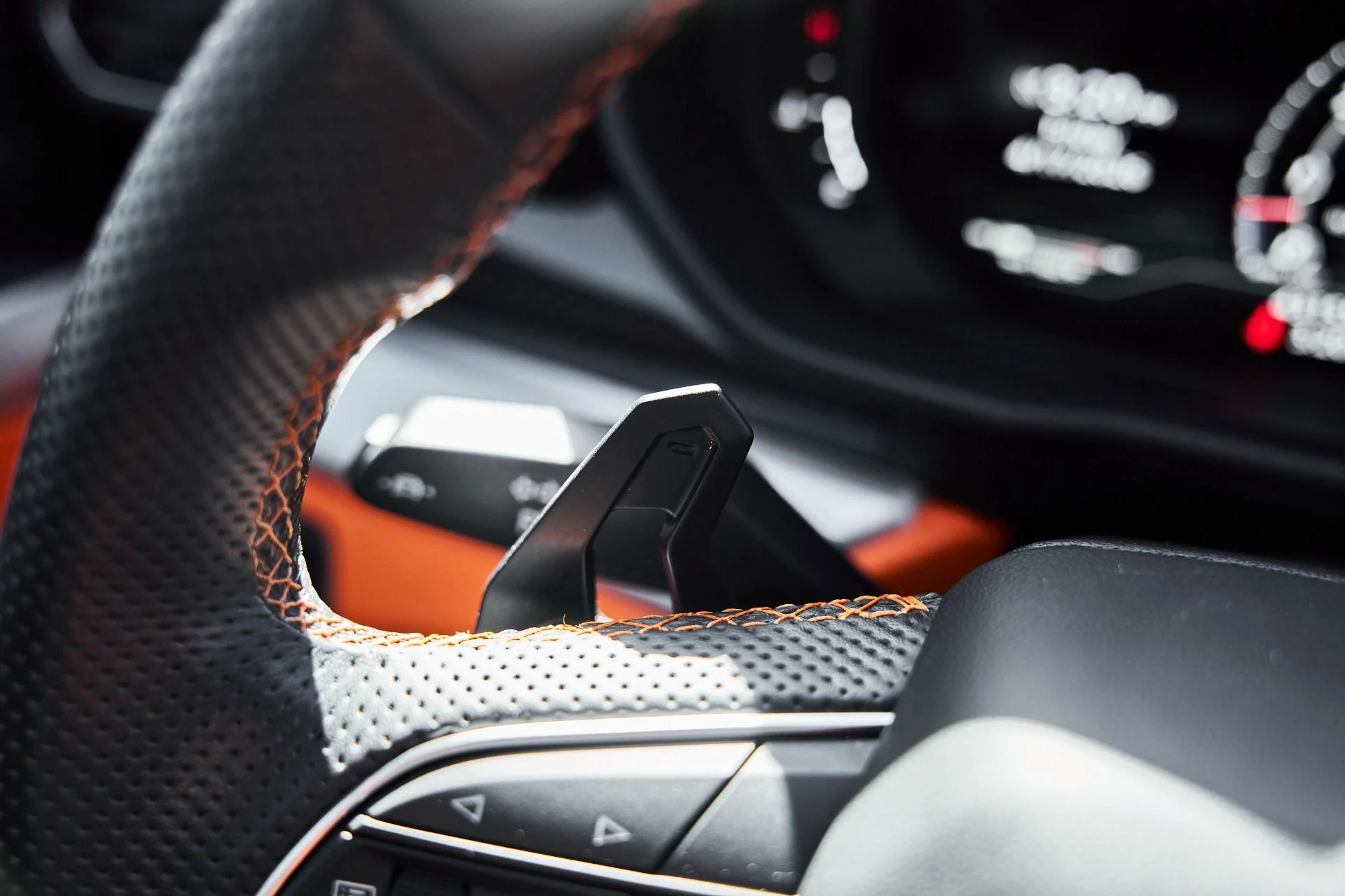 mph055_1431254521_Used_2022_Lamborghini_Urus_1778204476_4a4f9a4e95