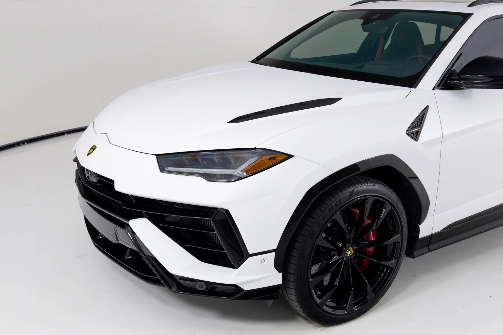 mph055_1440457945_Used_2024_Lamborghini_Urus_S_1765302065_504e9831e3