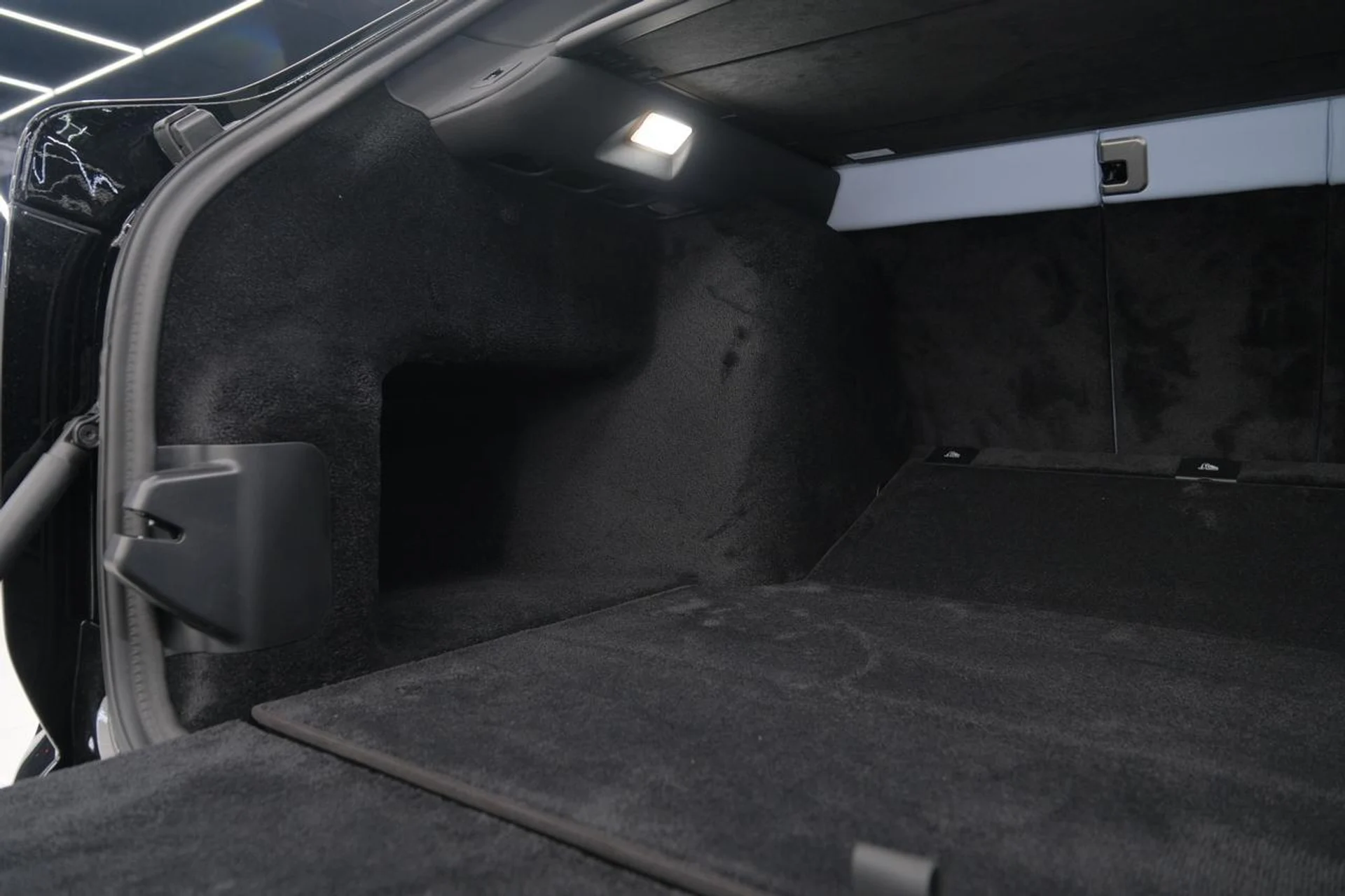 mph055_1517942583_8298672140c20b2552932ca4f0c3e32a_3ee2688988