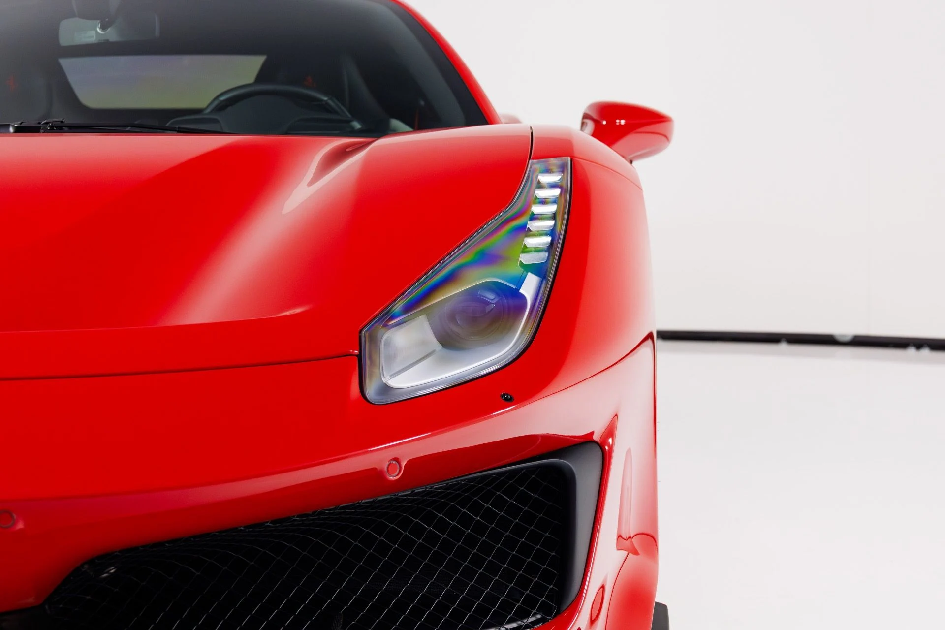 mph055_1523967588_Used_2019_Ferrari_488_Pista_1771977527_e77db7e76a