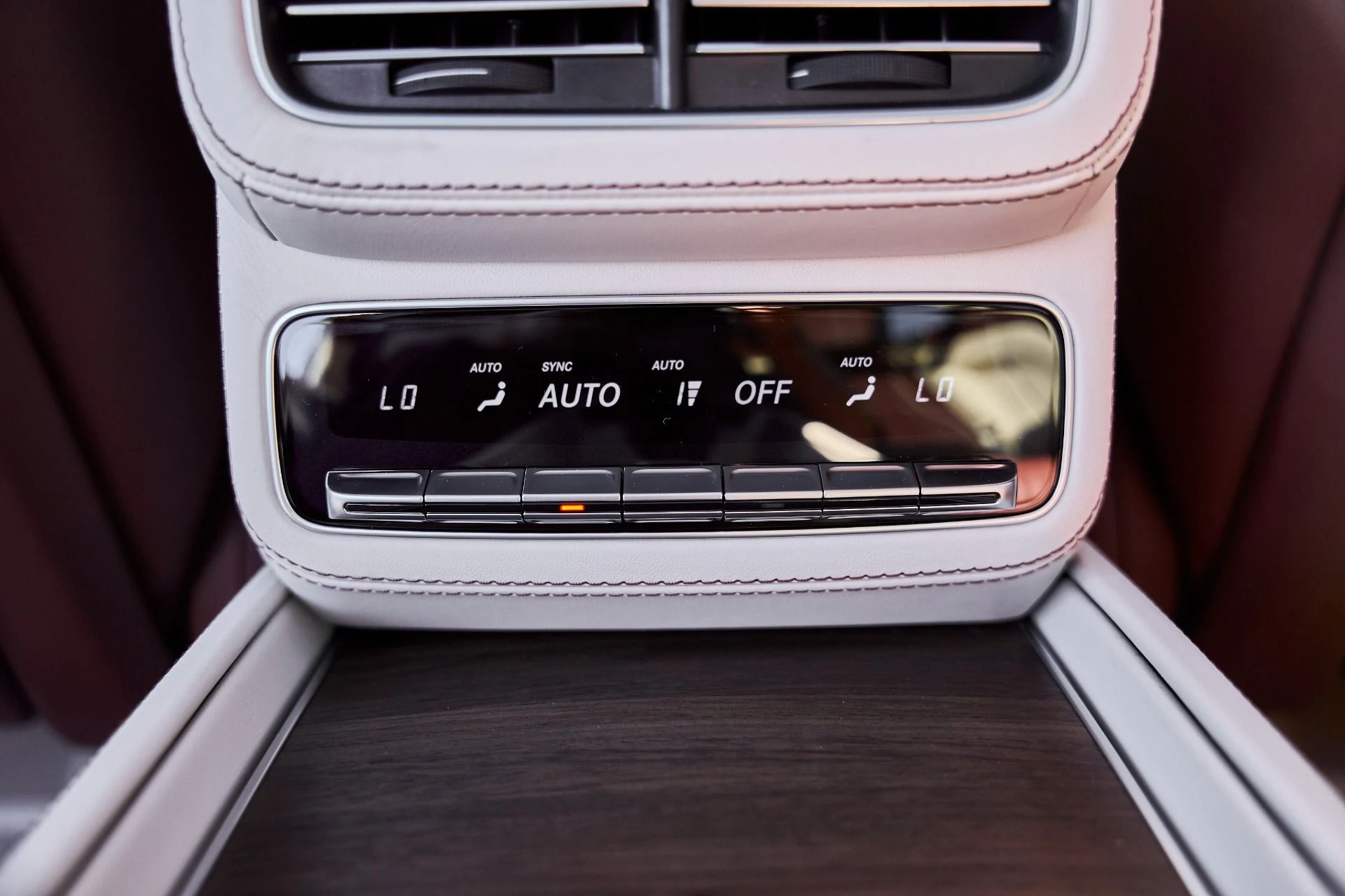 mph055_1530026409_Used_2026_Mercedes_Benz_GLS_Maybach_GLS_600_1772593248_ce4af4b571