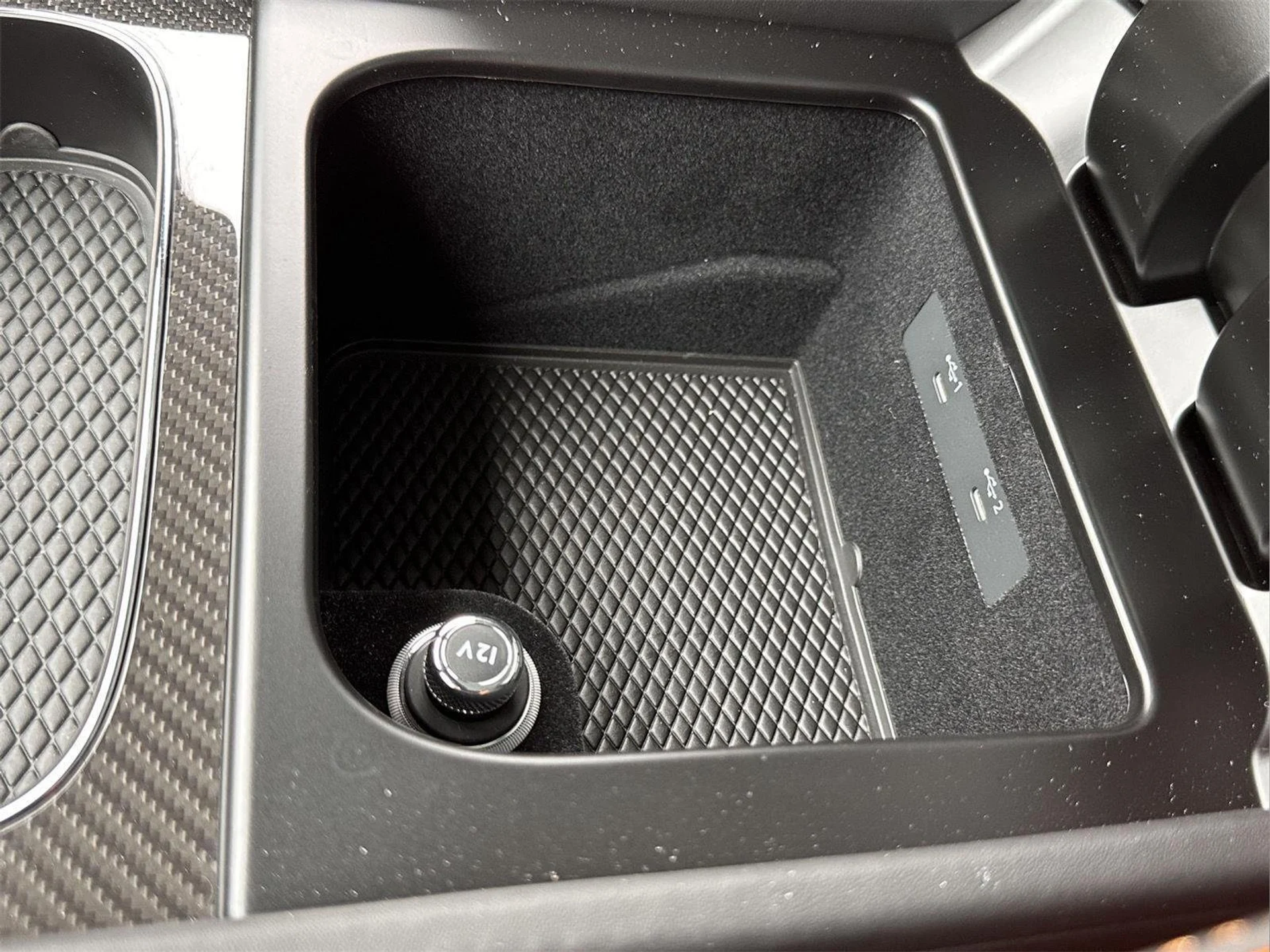 mph055_1576350540_dd64b4bbd19a904e56d28cf175836e53_5242c1006f