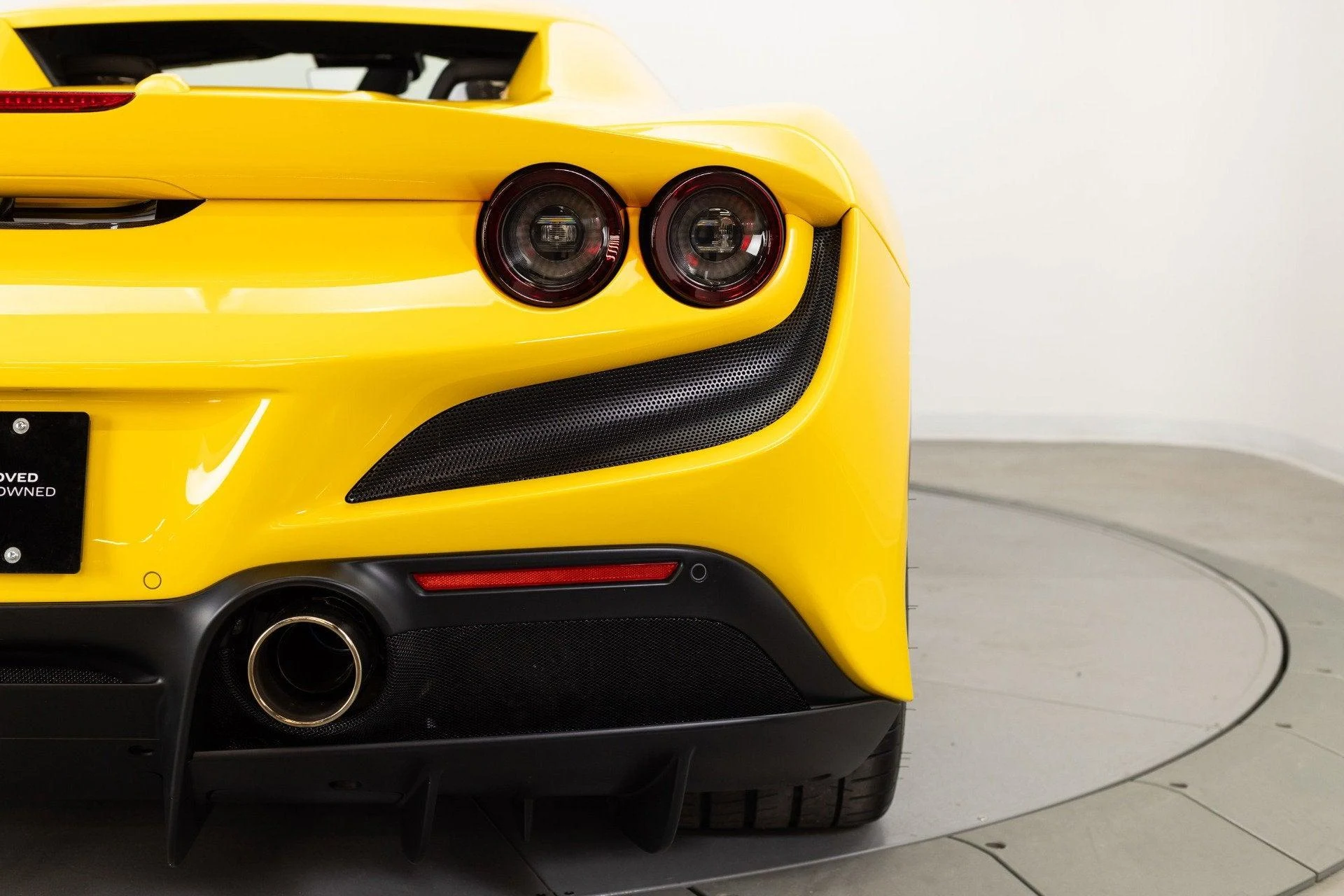 mph055_1581317614_Used_2021_Ferrari_F8_Spider_1778334420_1772958519