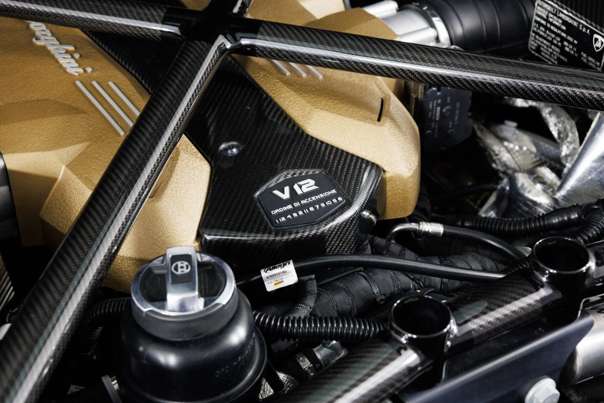 mph055_1596281891_Used_2022_Lamborghini_Aventador_LP_780_4_Ultimae_Roadster_1793224005_39f6d8ebec
