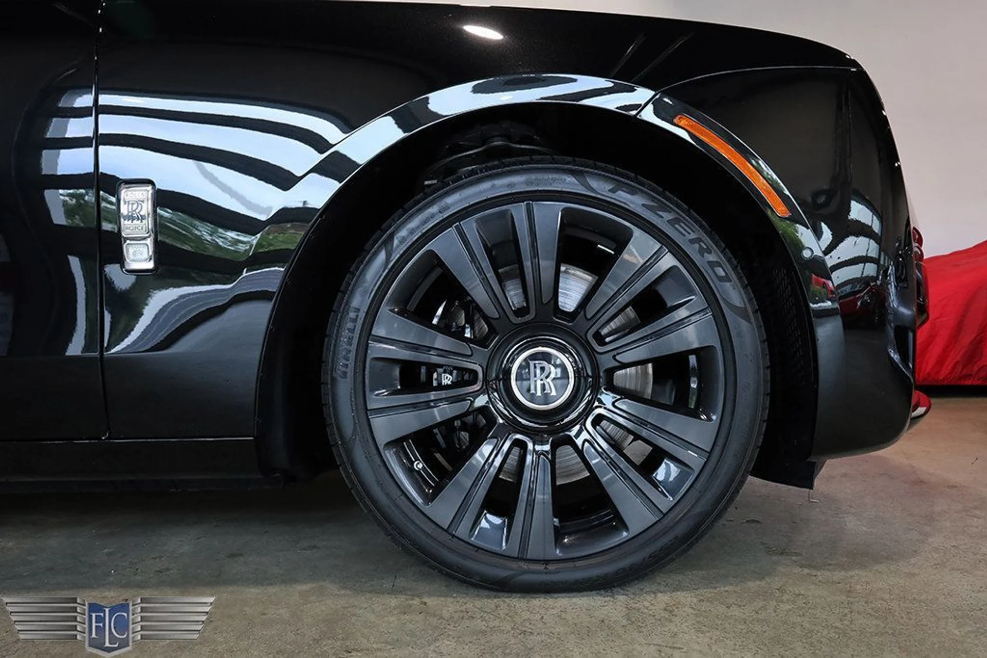 mph055_1599954406_used_2021_rolls_royce_ghost_ewb_sedan_9689_23033984_56_1024_d434ac688d