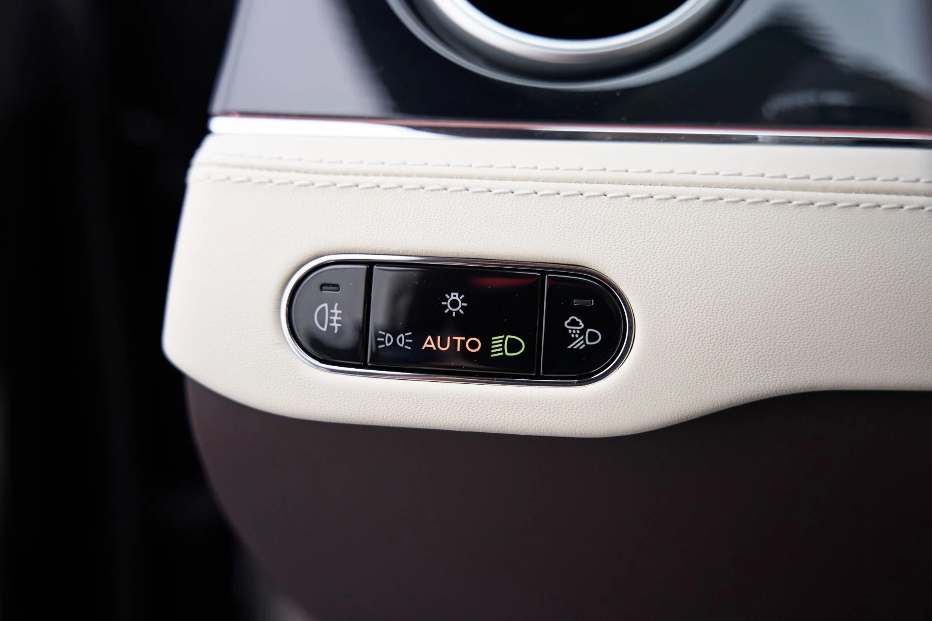 mph055_1609354764_Used_2026_Bentley_Continental_GT_V8_1792608724_013b43de21