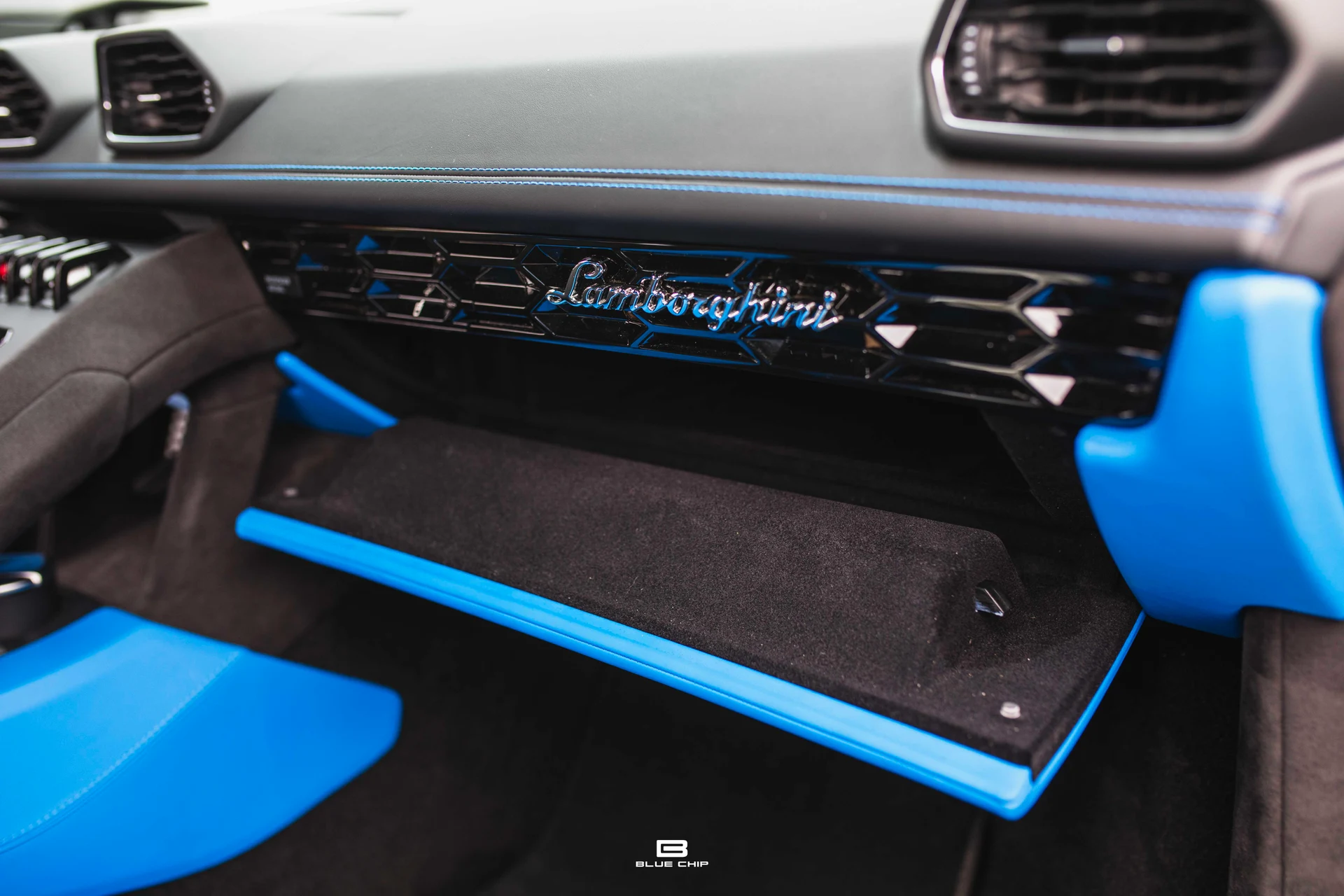 mph055_1609480353_69cefbc3f7656edffe8f33ad_93_A2985_ed4d25ec8d