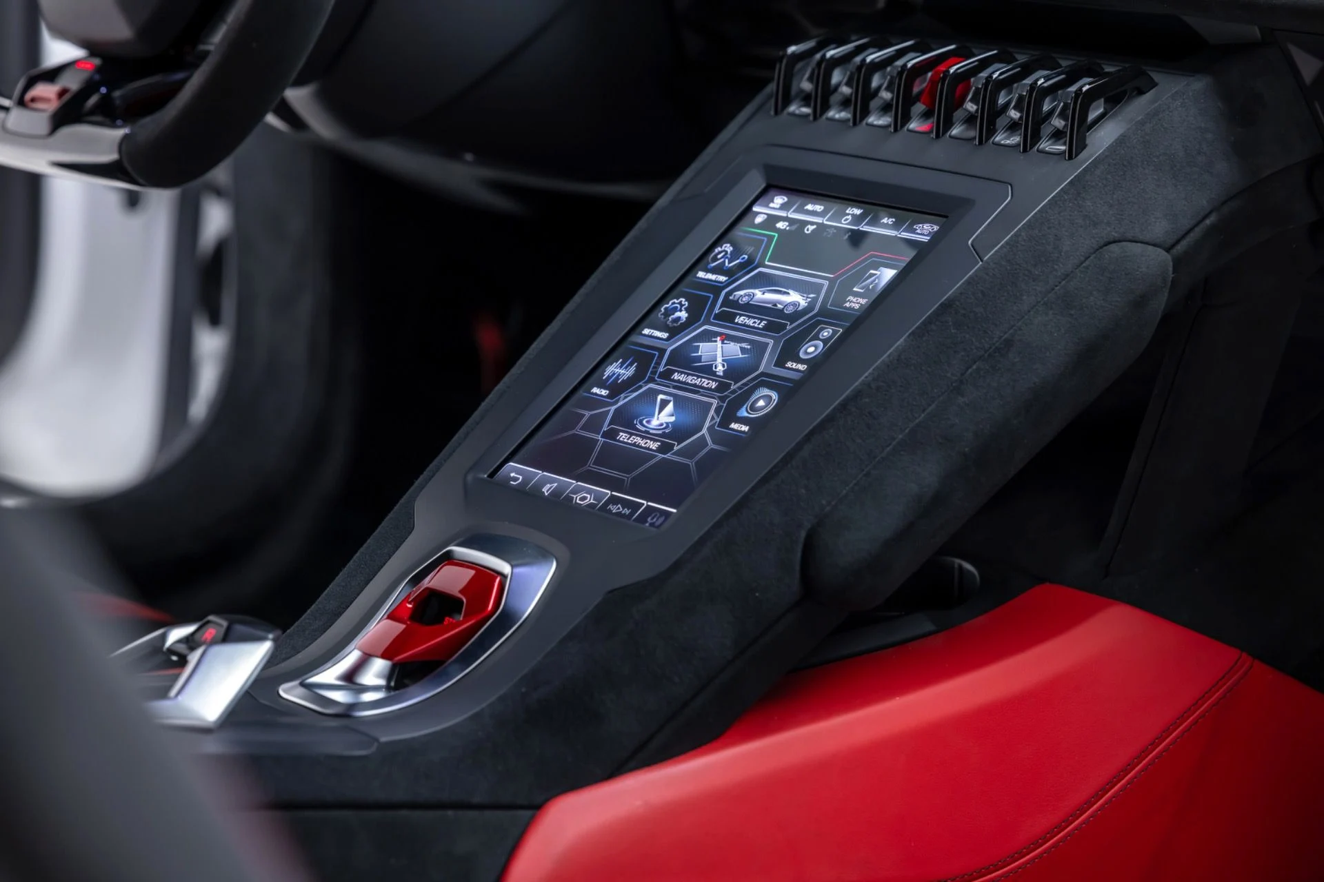 mph055_1618070037_13197_p56_l_6037cad788