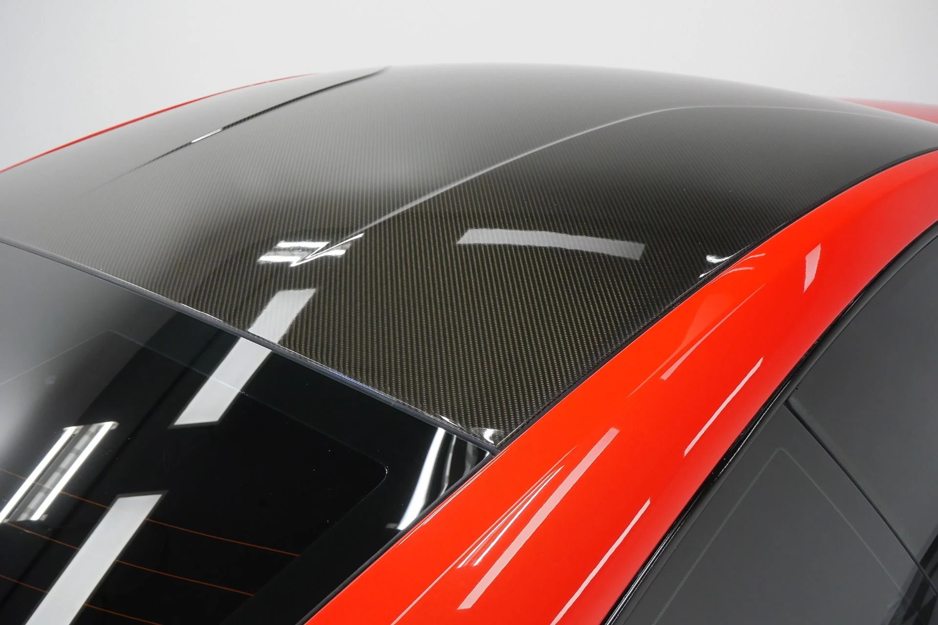 mph055_1652061552_Used_2014_Aston_Martin_Vanquish_AML_Color_V12_Power_Awesome_Sound_1781289634_319297d589