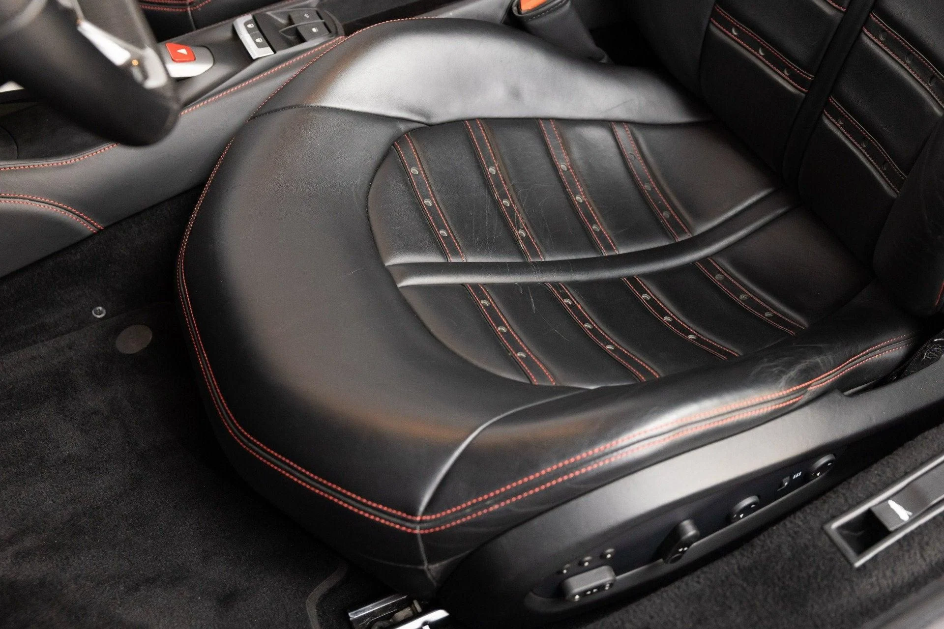 mph055_1662357120_Used_2017_Ferrari_488_Spider_1787836786_062a243de1