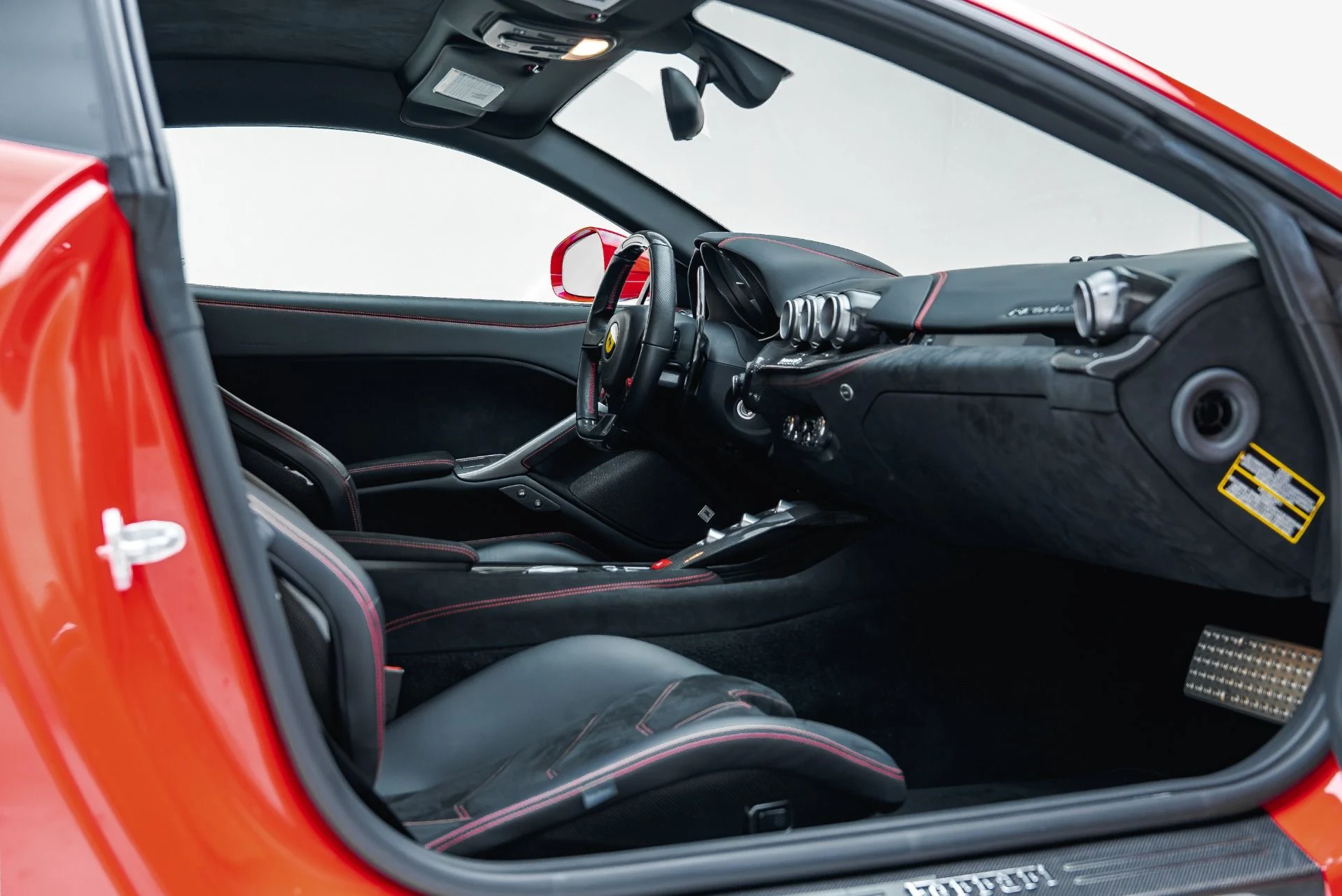 mph055_1673382240_Used_2017_Ferrari_F12berlinetta_1791838754_79dfd9afc0