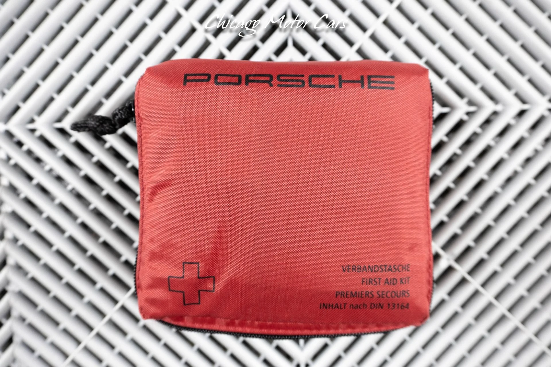 mph055_1684665292_12921_p56_l_8aec39edd5