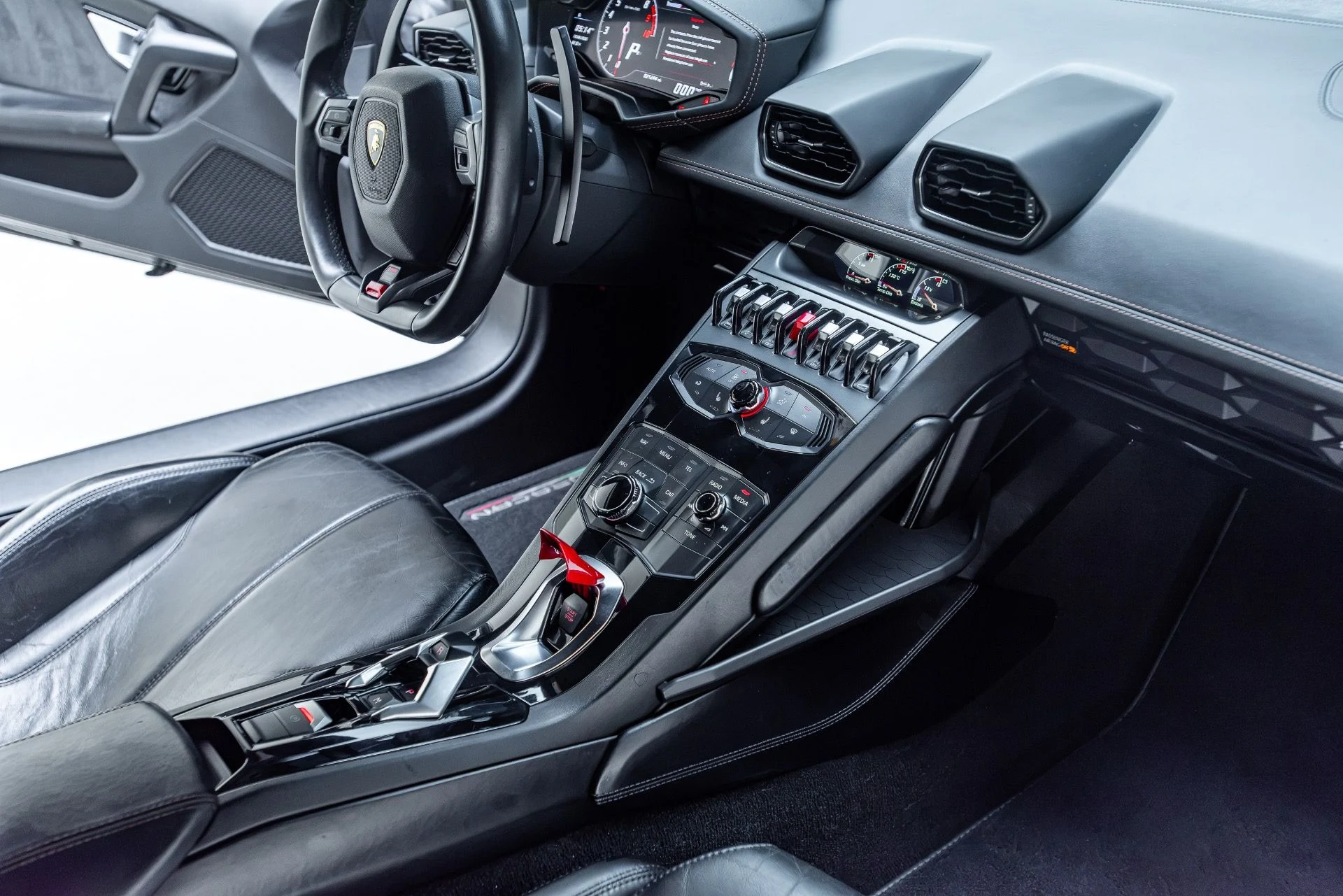 mph055_1698553140_Used_2016_Lamborghini_Huracan_LP_610_4_1786562233_0482c3225e