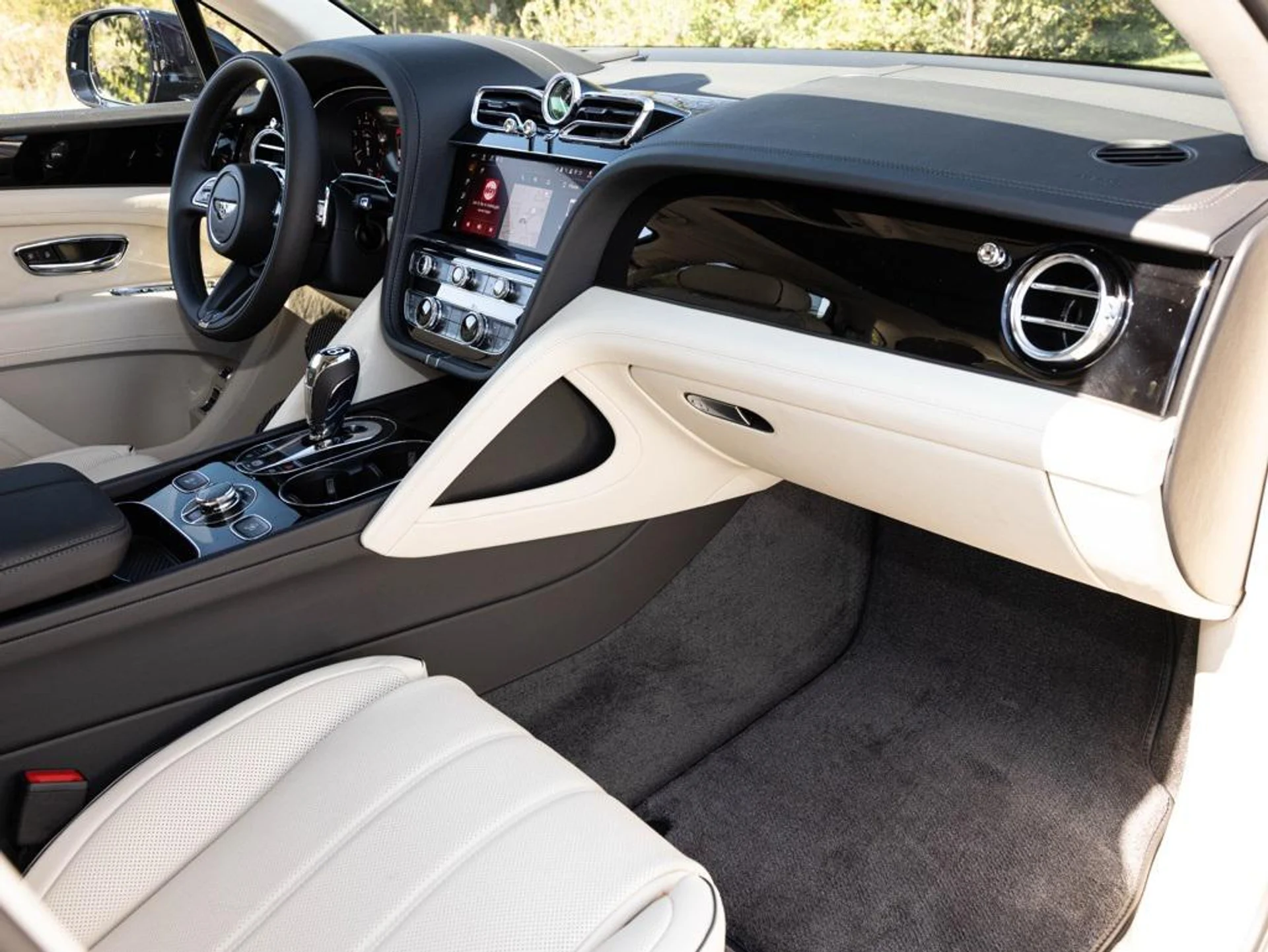 mph055_1709050655_465336697_68f22a3fc83056c645fcff4f_e939fc5559