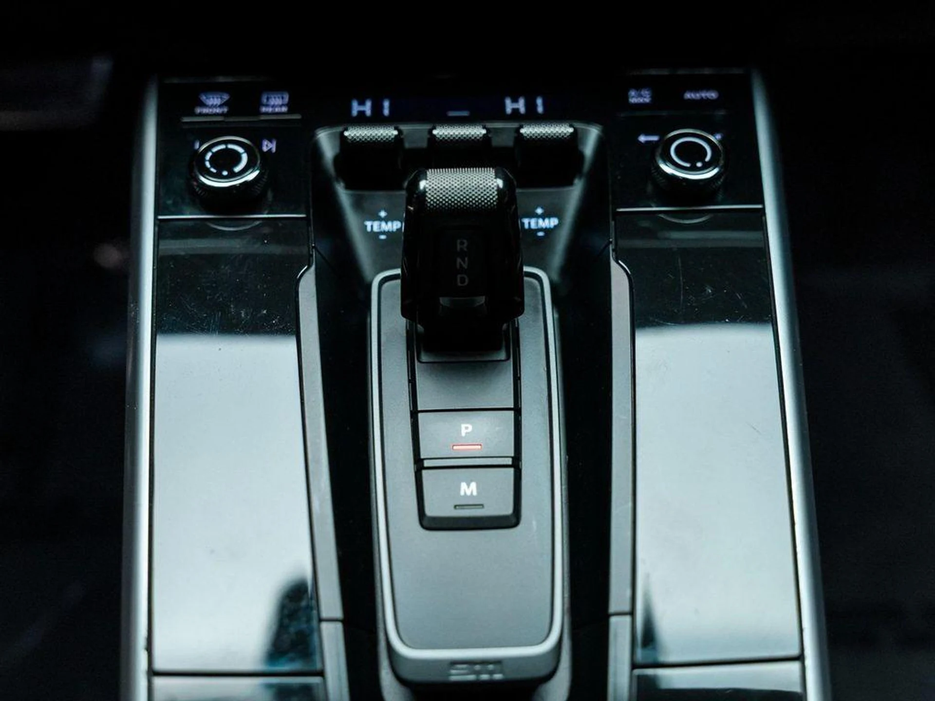 mph055_1743120202_Gfh_W_La8z_VF_Txic_Gfj_ED_1_G5j_Z_I_27b9ab9f00