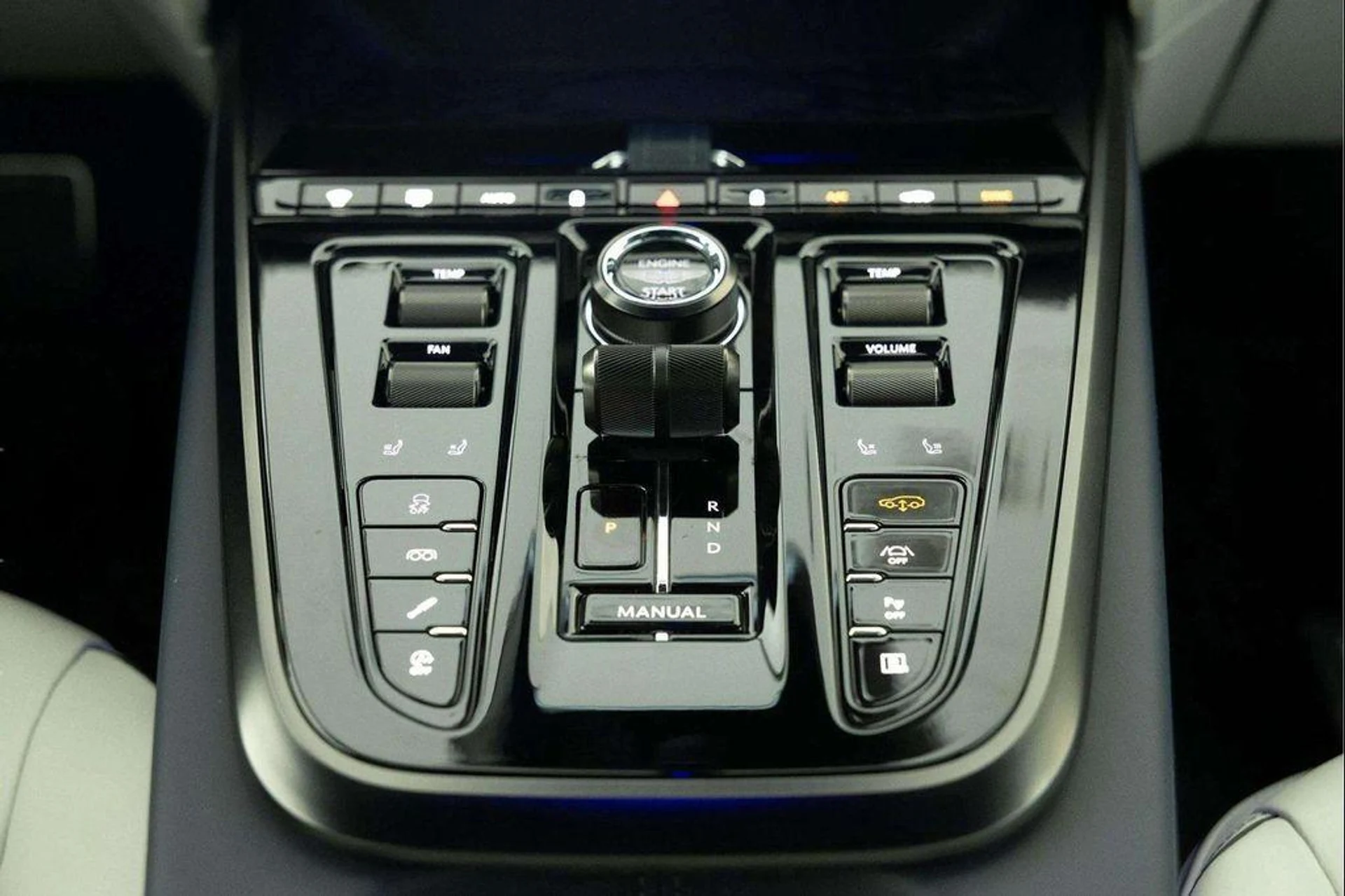 mph055_1743284669_Y_Fc_E_Qd9_JX_85_Iy_U_Tdj5d_Fh_HMC_2_Rc_485a85c087