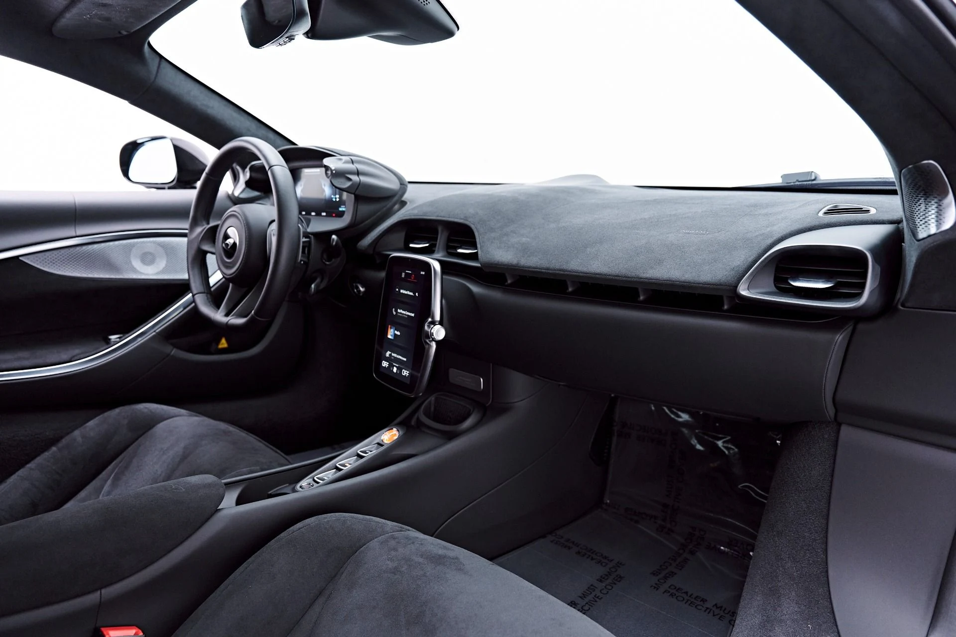 mph055_1761323196_Used_2026_Mc_Laren_Artura_Vision_1777507523_a88c5212e6