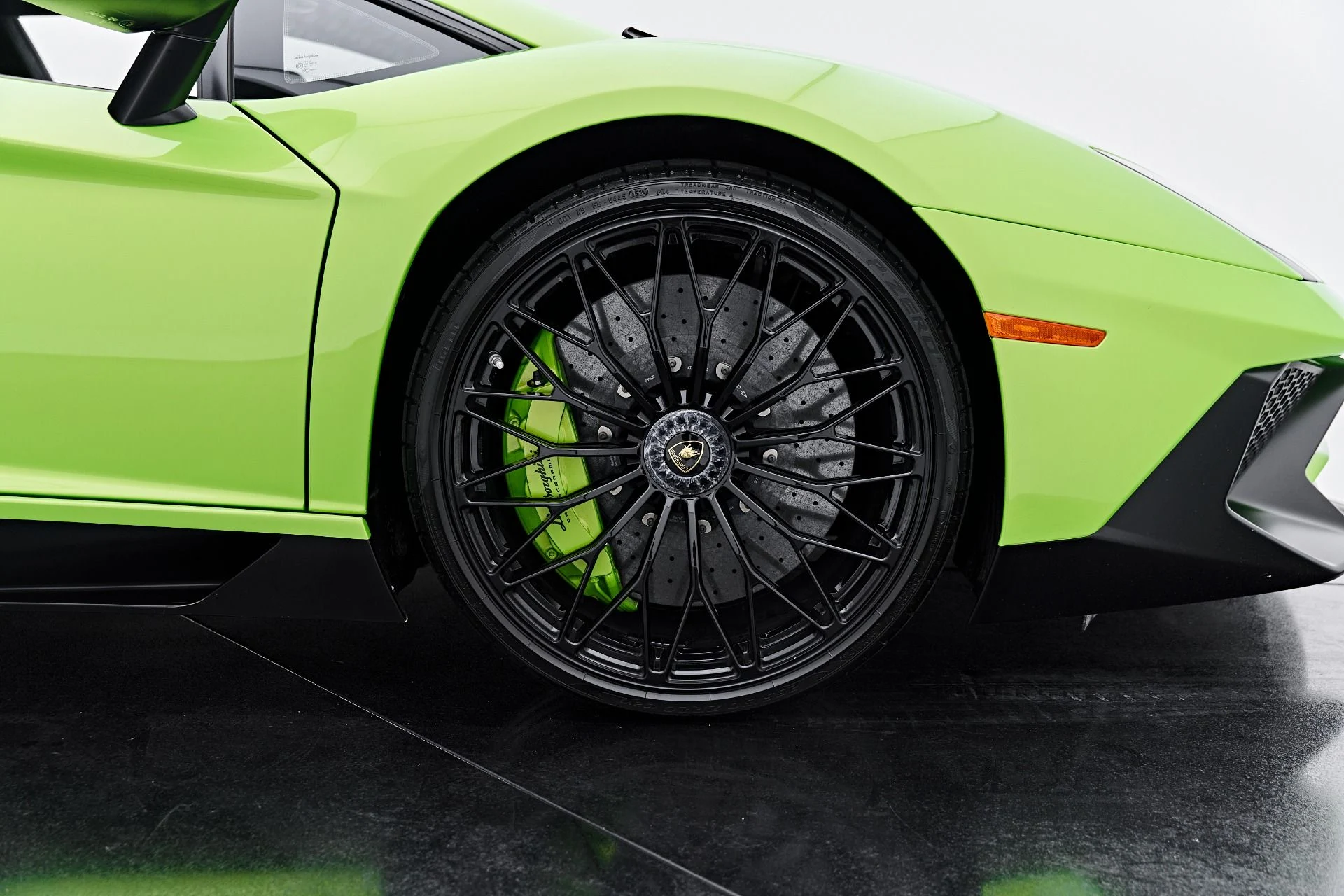 mph055_1763173798_Used_2016_Lamborghini_Aventador_LP_750_4_Super_Veloce_1791227529_d4fd6e260f
