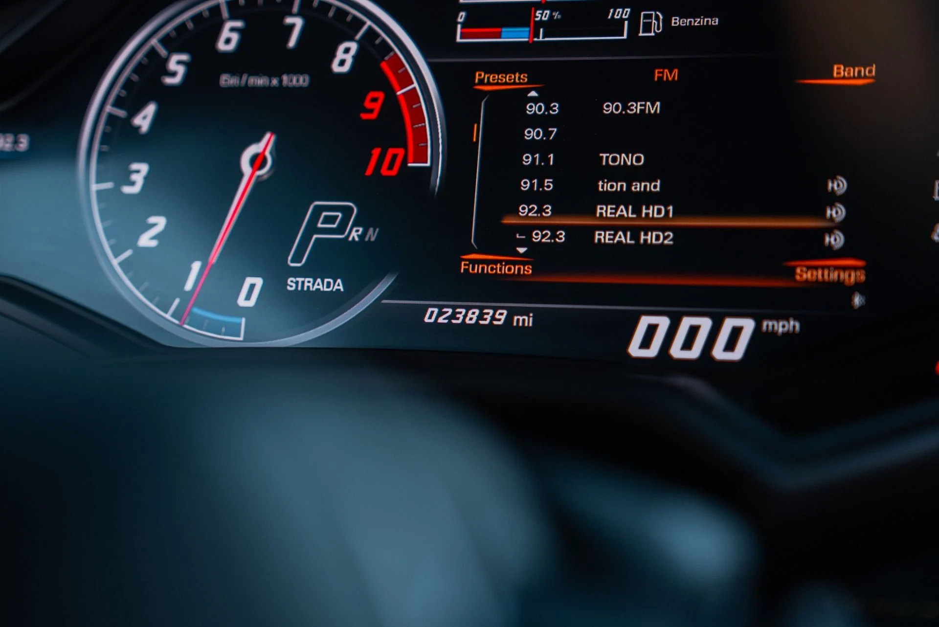 mph055_1784848366_Used_2018_Lamborghini_Huracan_LP_580_2_1762289037_2c591c827e