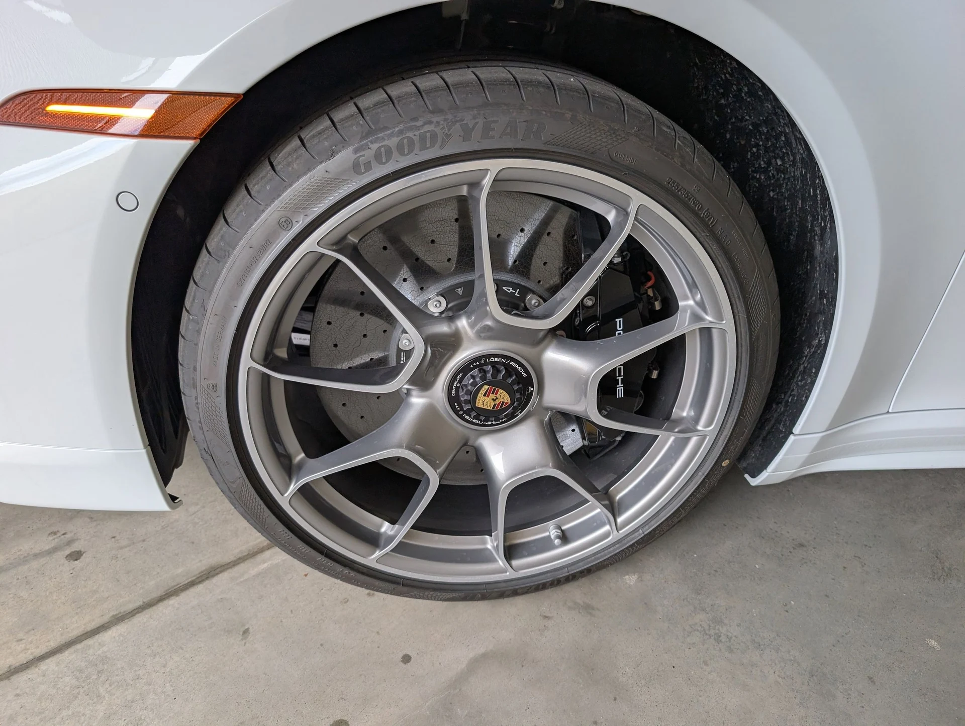 mph055_178775718_f366f82b08b6a057e5b6fcf5f5860b21x_94756754ac