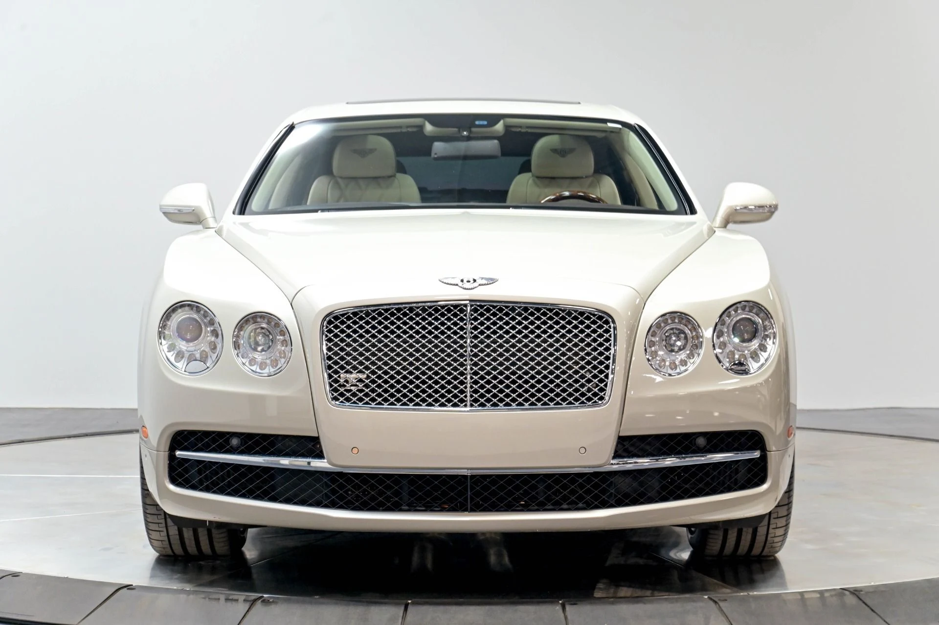 mph055_1816731666_Used_2015_Bentley_Flying_Spur_W12_1784214578_535a611948