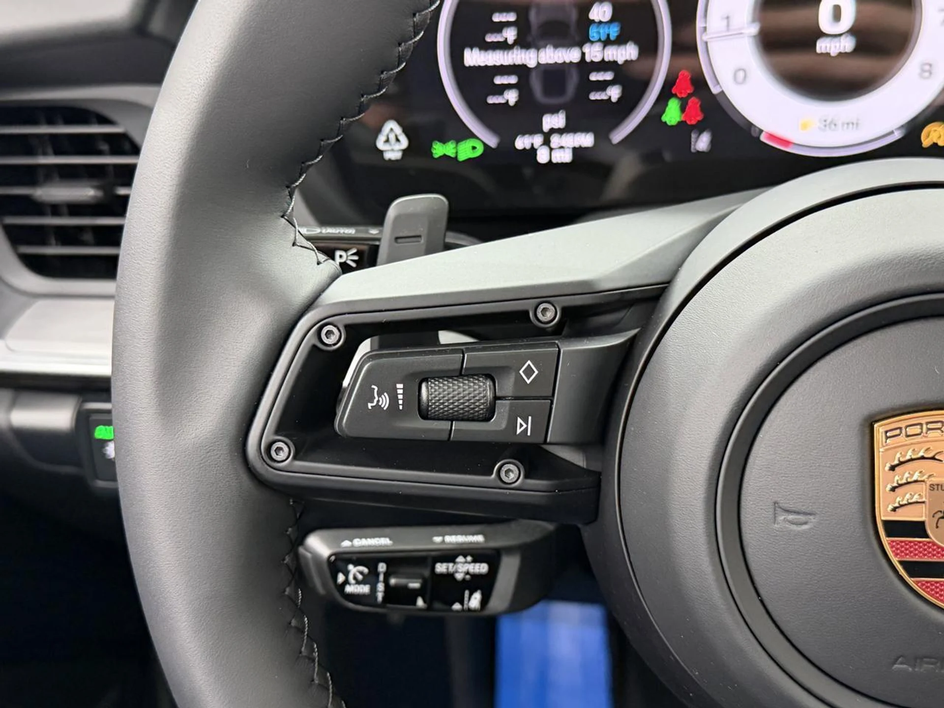 mph055_1847189802_025119dc316591fdc86bad1e51db1d41_ebf444a0c5