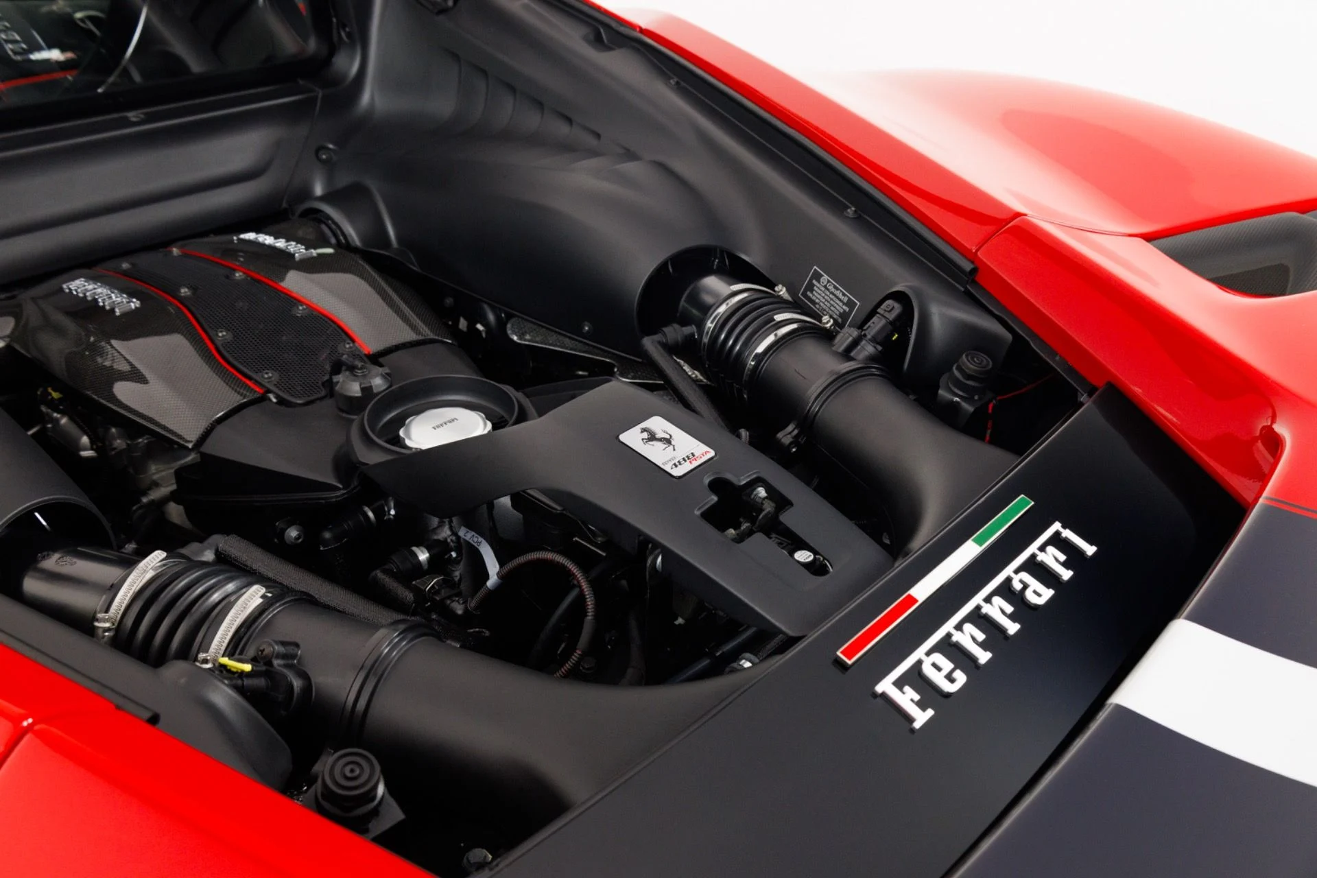 mph055_1869128282_Used_2020_Ferrari_488_Pista_1775511013_85d4e2d57c