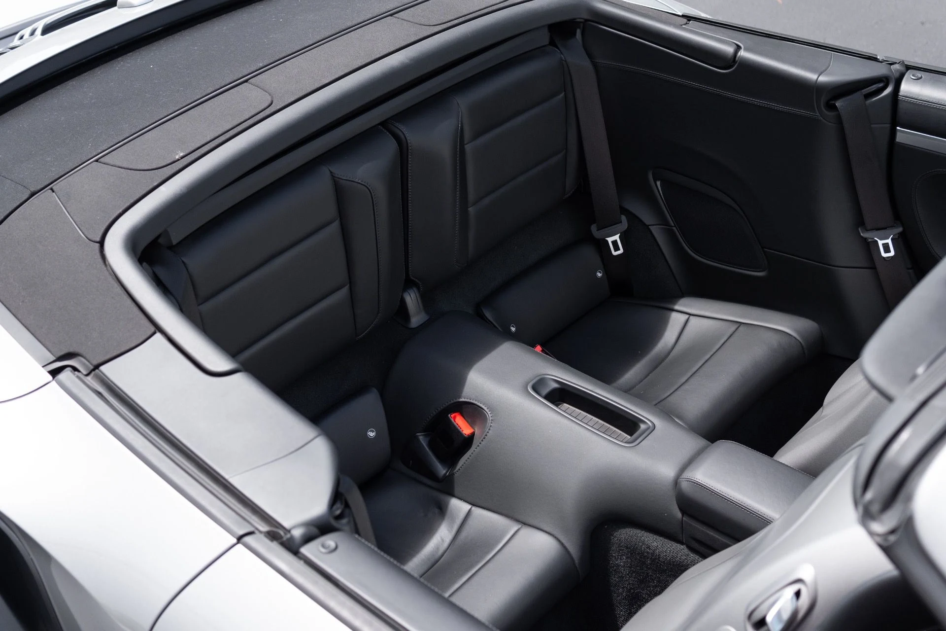 mph055_1897546142_Used_2019_Porsche_911_Turbo_1775252644_31f341468c