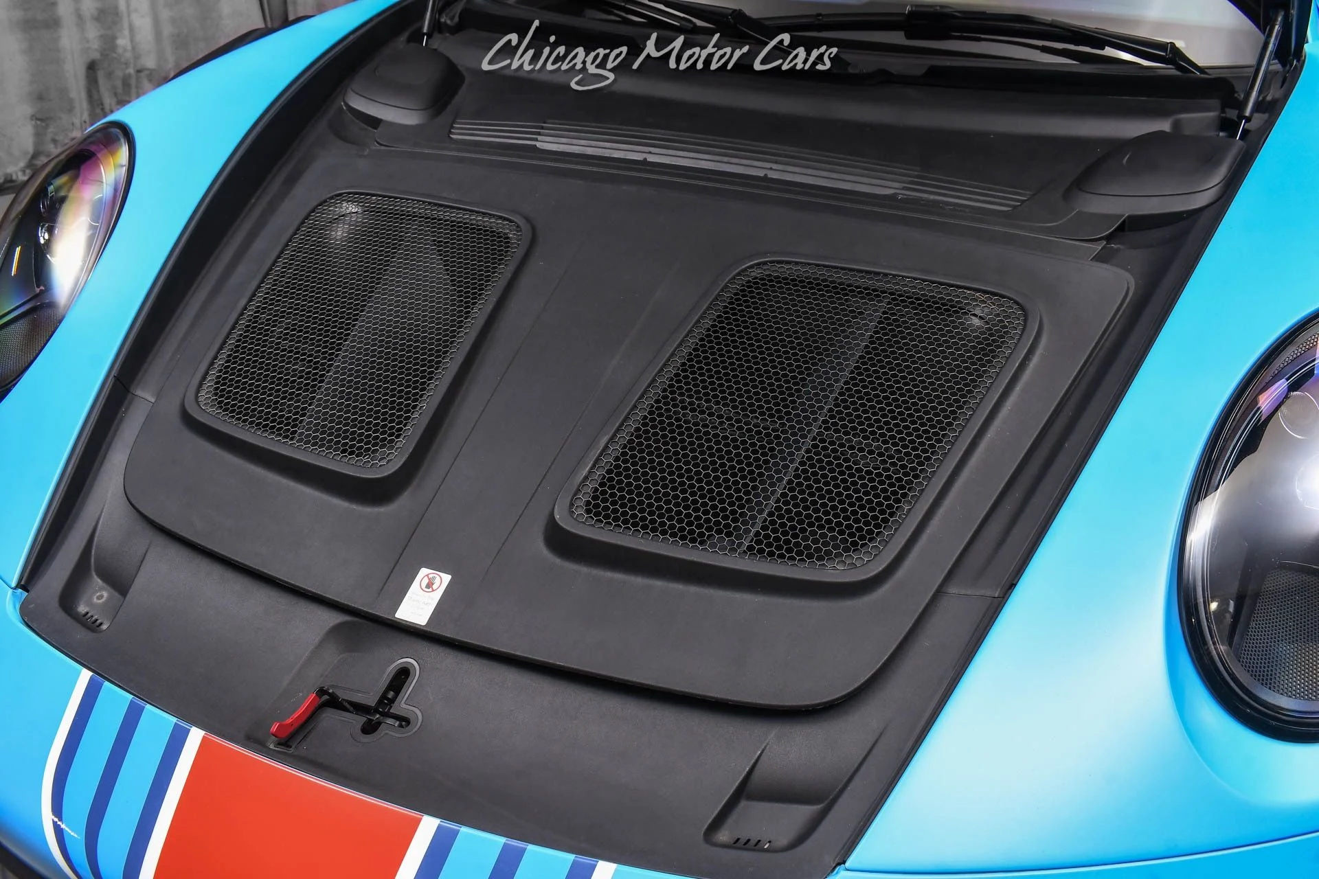 mph055_193358206_13216_p56_l_5267fc0444