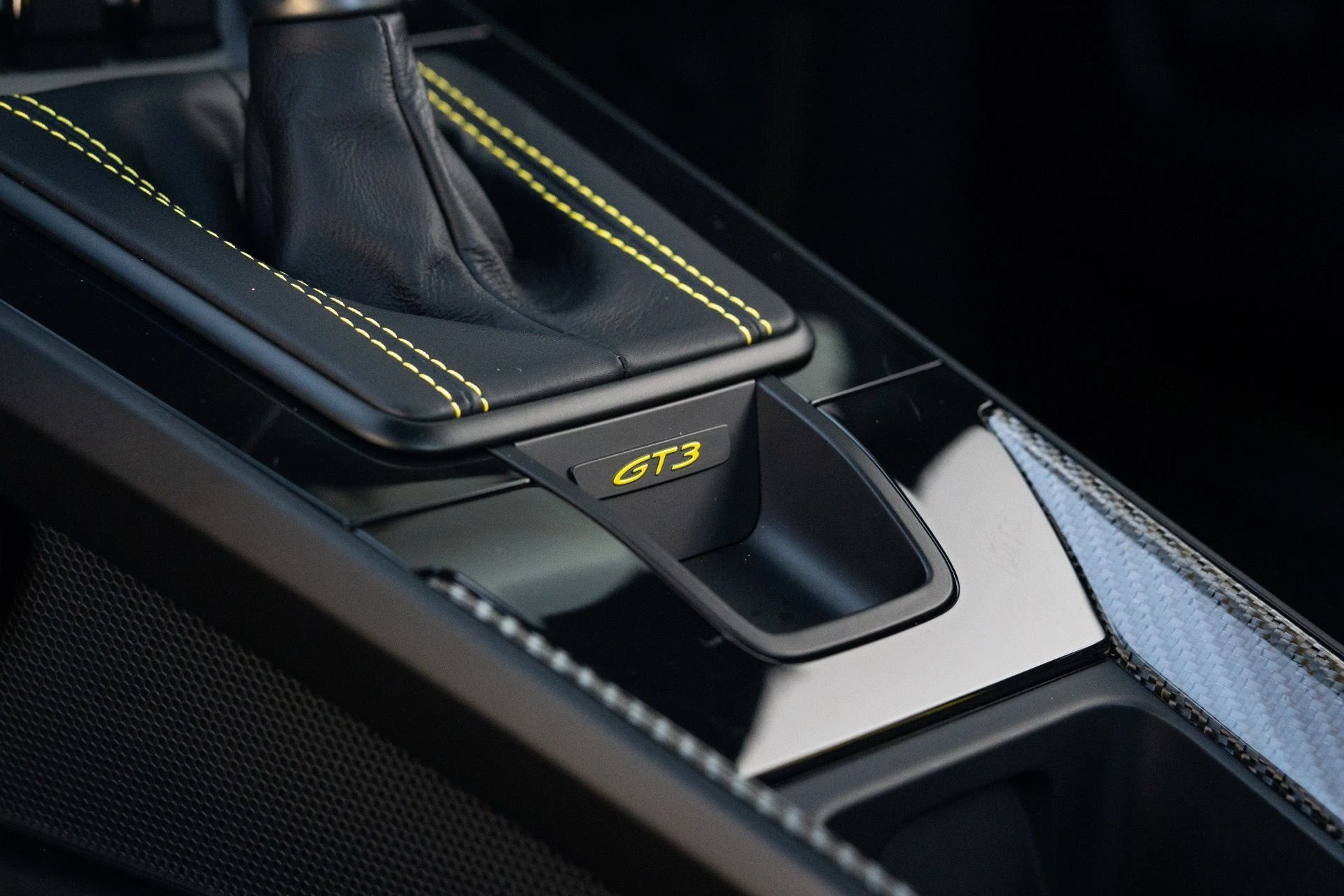 mph055_1948206314_Used_2023_Porsche_911_GT_3_1777402484_98453af5eb