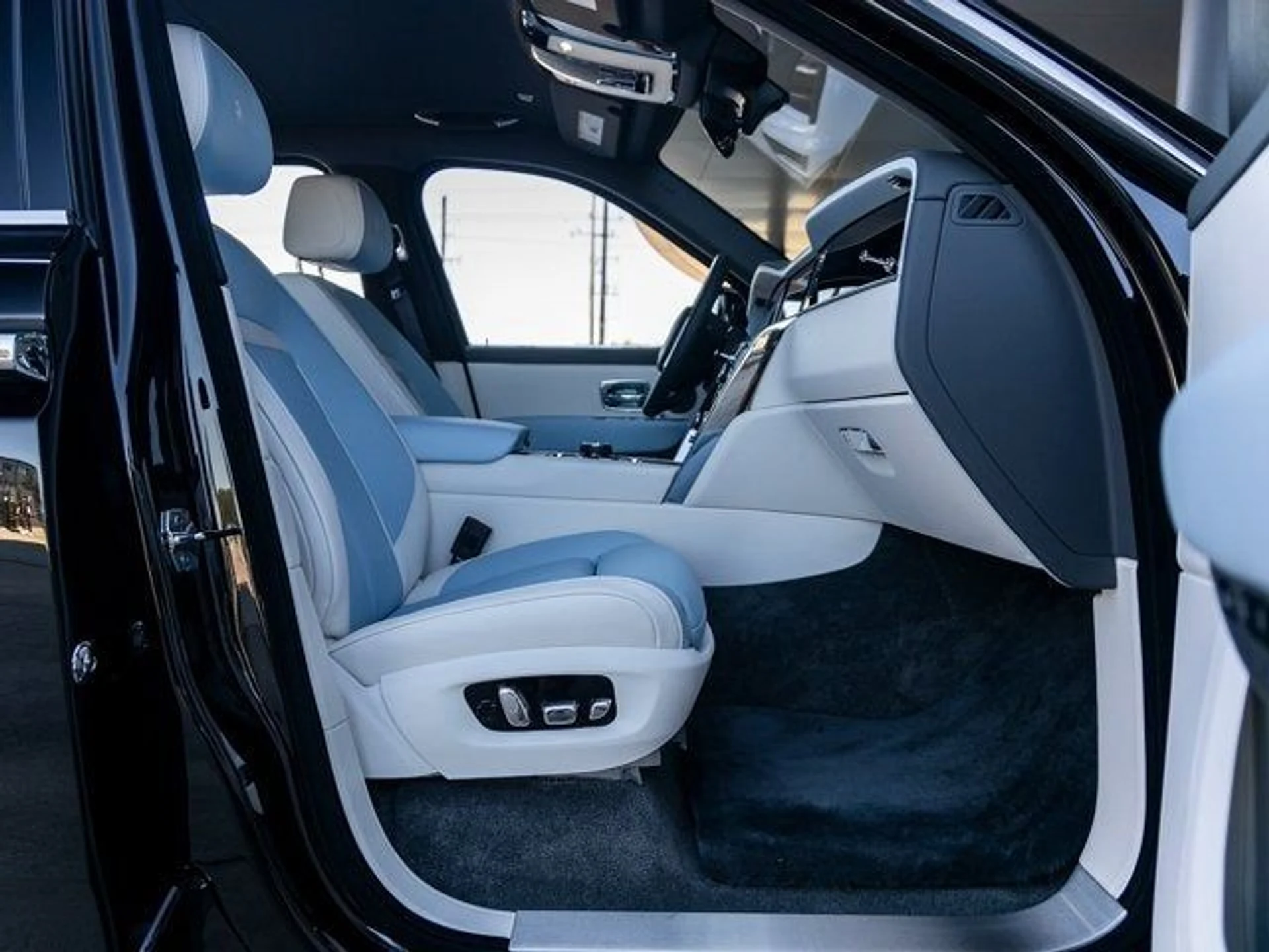 mph055_1951512189_56_1724386bed