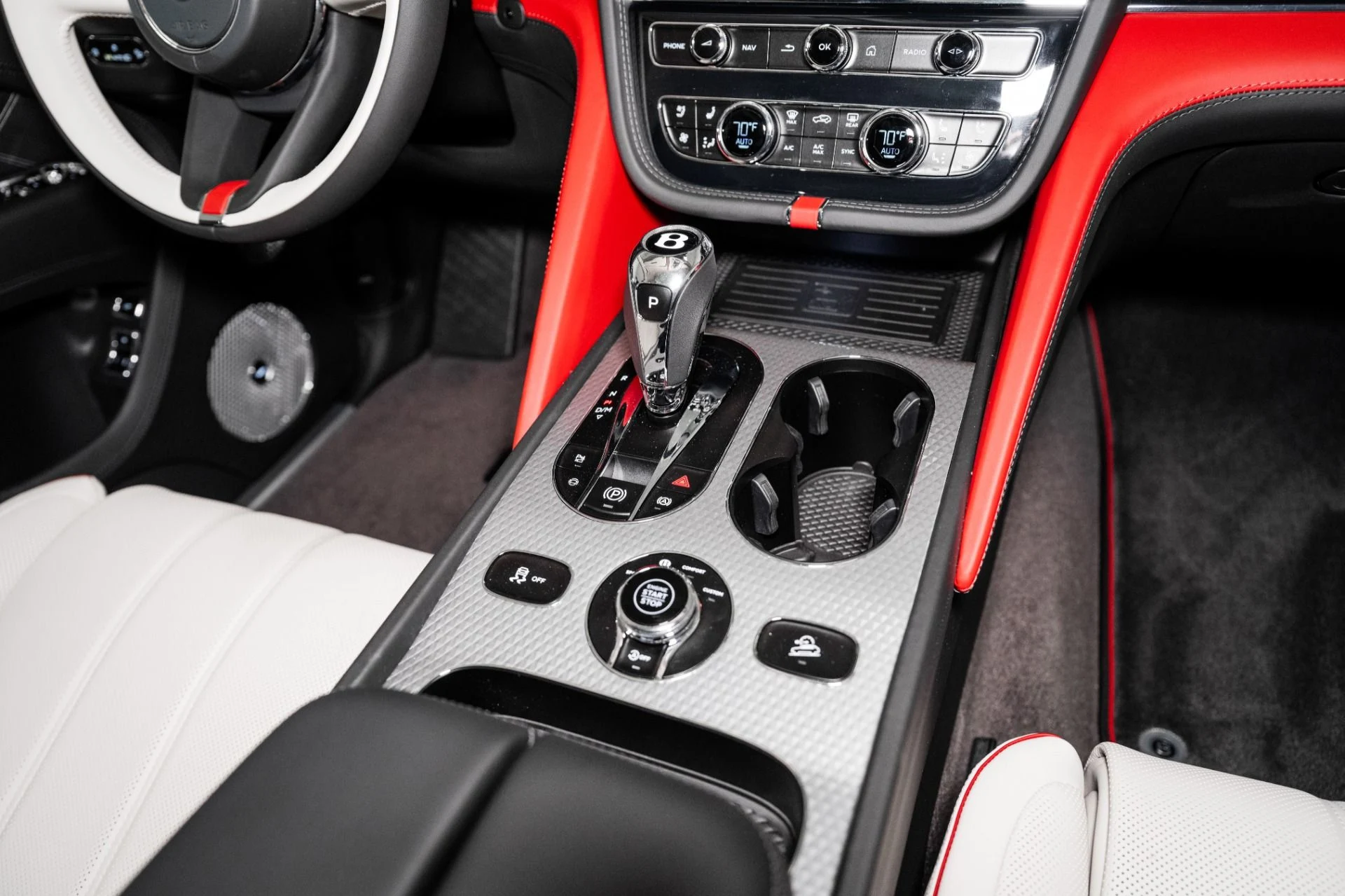 mph055_1951752217_Used_2025_Bentley_Bentayga_EWB_Mulliner_V8_1748092723_06c2584832