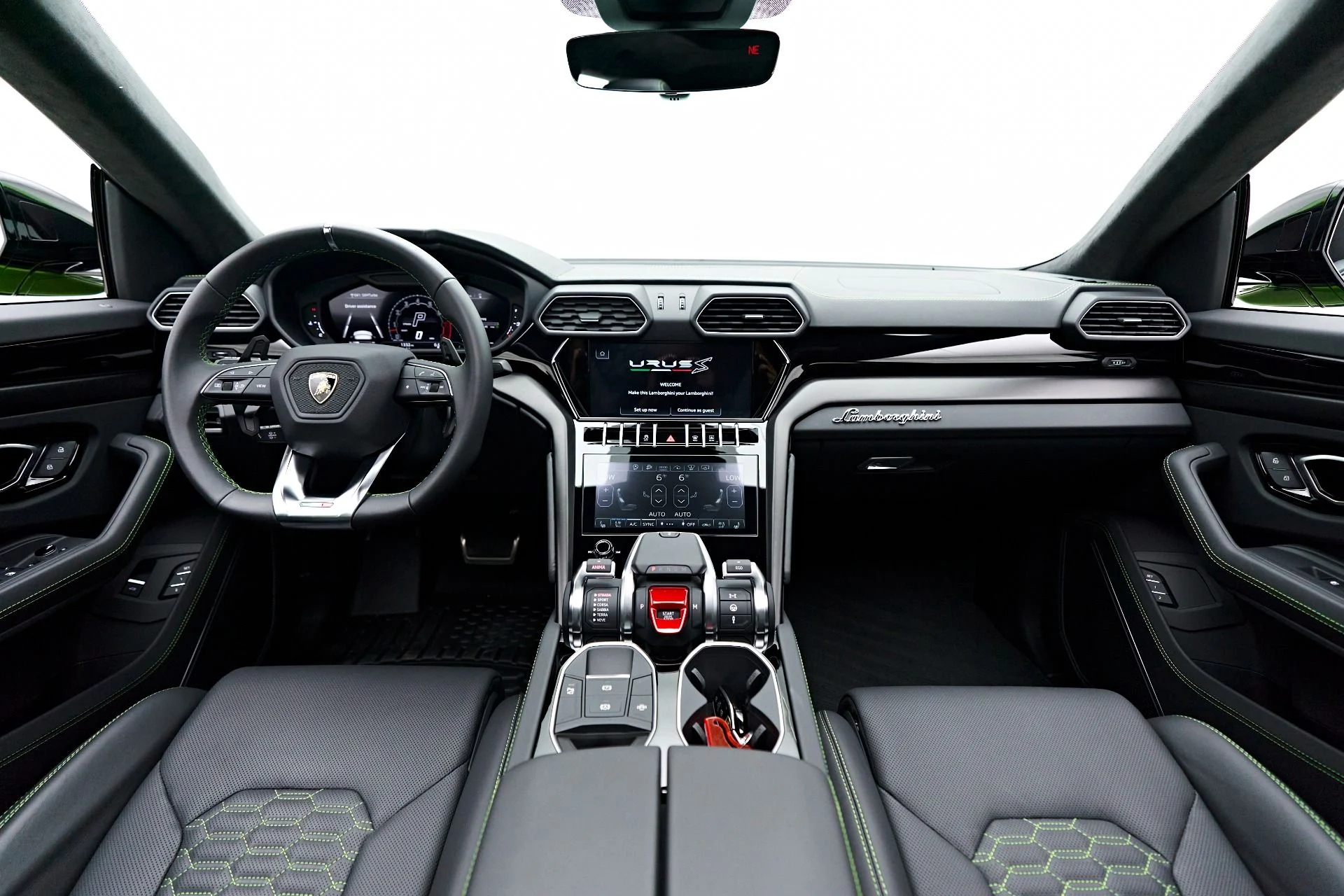 mph055_1952041897_Used_2023_Lamborghini_Urus_S_1692657144_8b7620d6b6