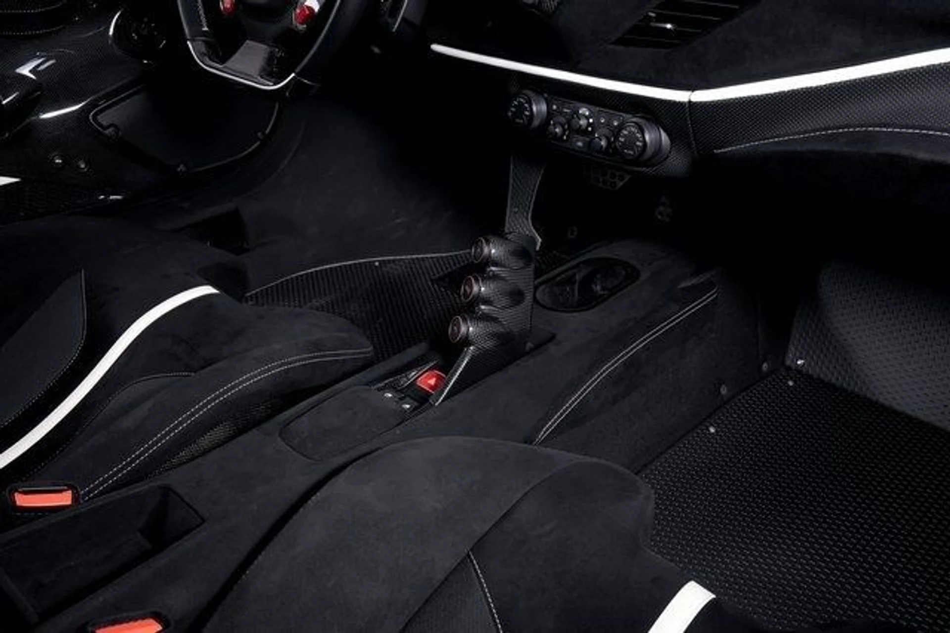 mph055_1986248540_f469d6ecdb7a332f71df5965e3de7dbax_ef192a9736