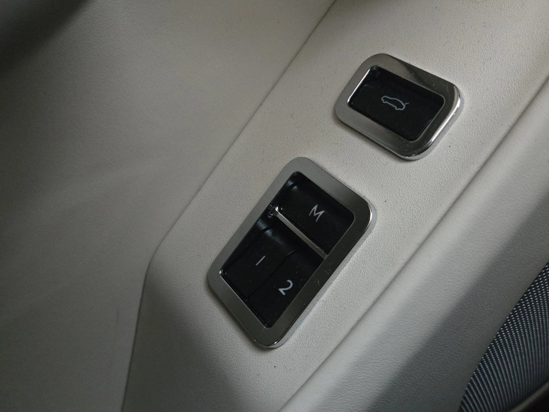 mph055_2006953657_0c6eab7547587ccab54856b47f53dc8dx_6a040d4064