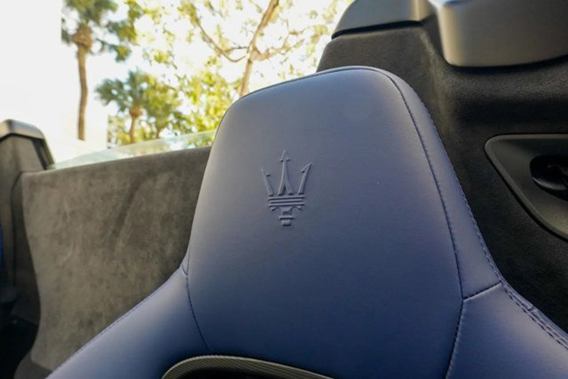 mph055_2011842473_22997717_56_640_d963ae5609