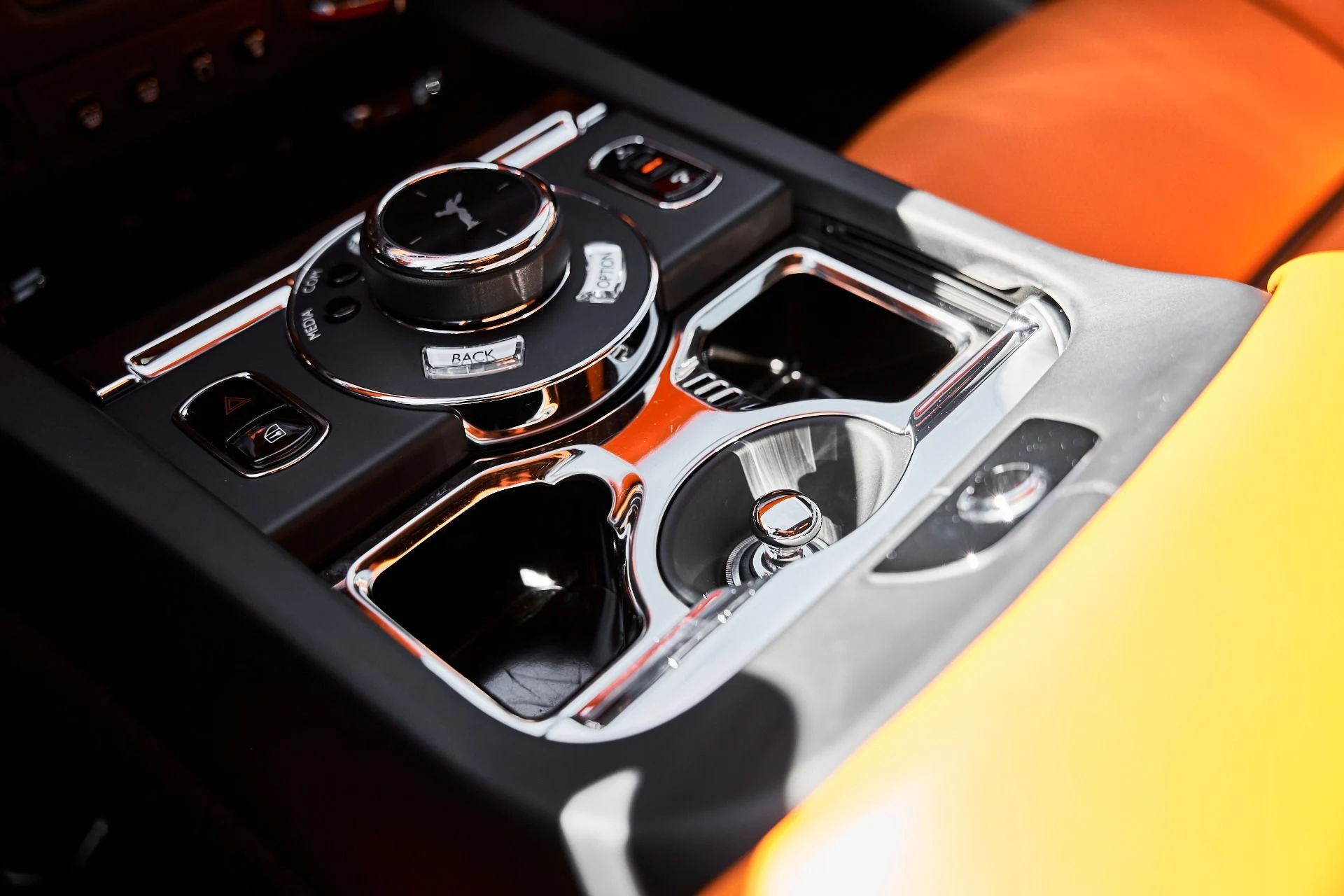 mph055_2026887499_Used_2020_Rolls_Royce_Wraith_Base_1776302652_0a1c352f5a