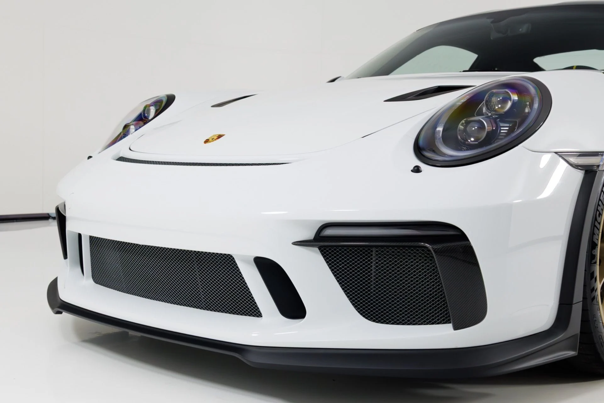 mph055_2064054126_Used_2019_Porsche_911_GT_3_RS_1774651739_0576007f7a