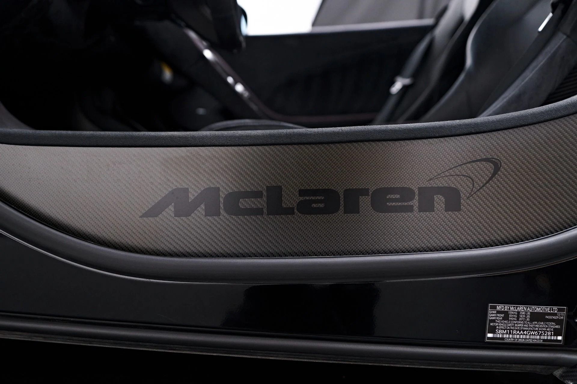 mph055_2064364781_Used_2016_Mc_Laren_675_LT_Base_1756862782_4987b6aeb4