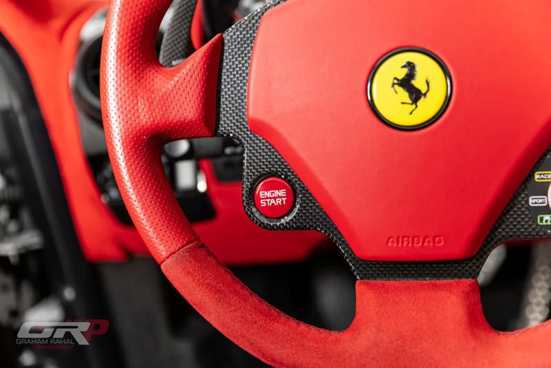 mph055_2096370681_909_CCC_32_BA_69_482_F_822_F_B9_A4_E47009_BF_4705d82e36