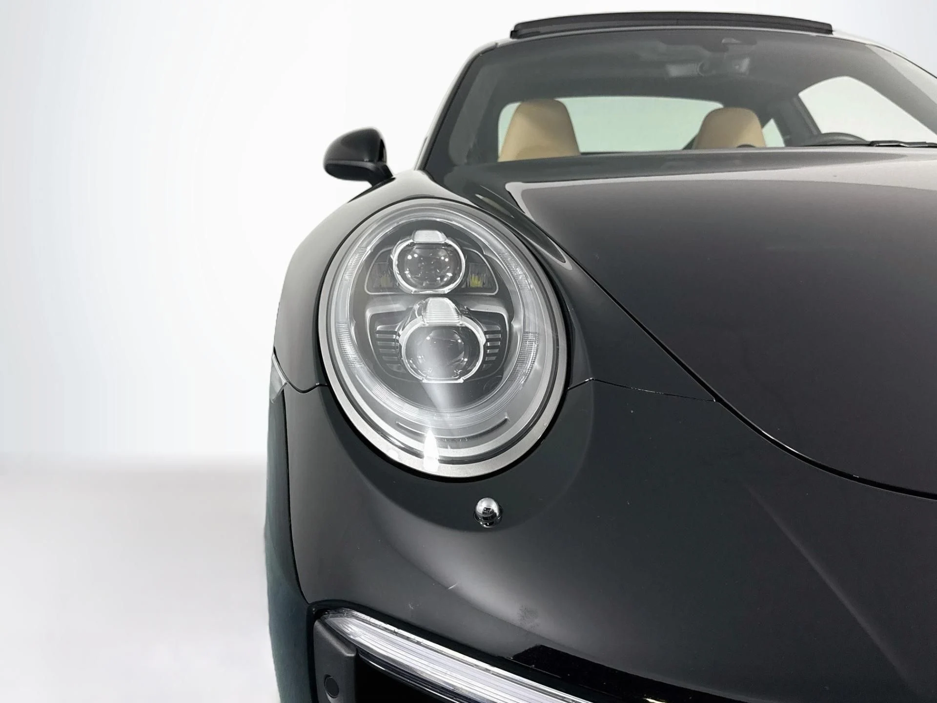 mph055_2100802130_Used_2017_Porsche_911_Carrera_S_1788200865_9cb485e95b