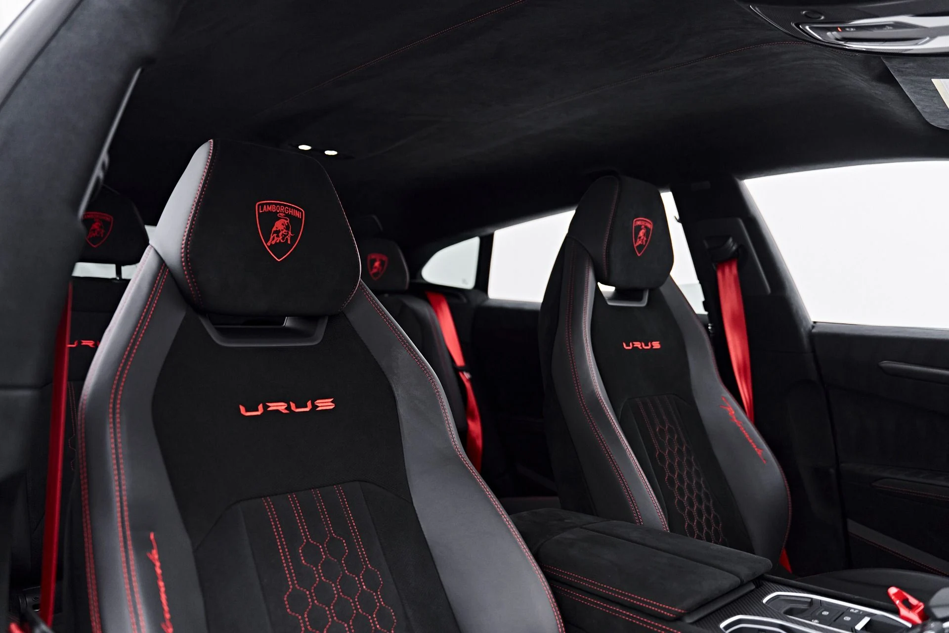 mph055_2101979779_Used_2023_Lamborghini_Urus_Performante_1790207635_89de99deaf