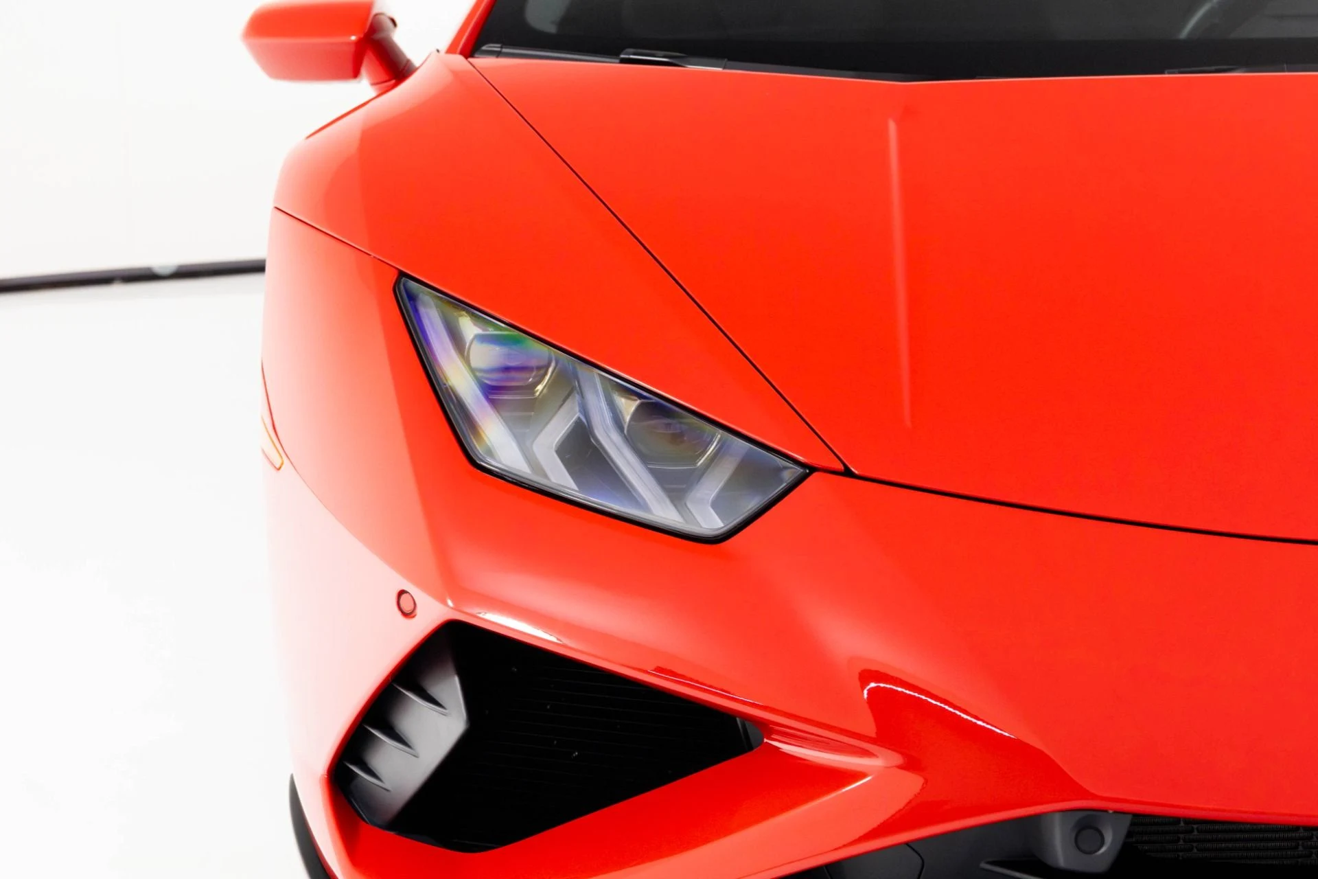 mph055_2114295316_Used_2021_Lamborghini_Huracan_EVO_1762806478_b23b7b7e83