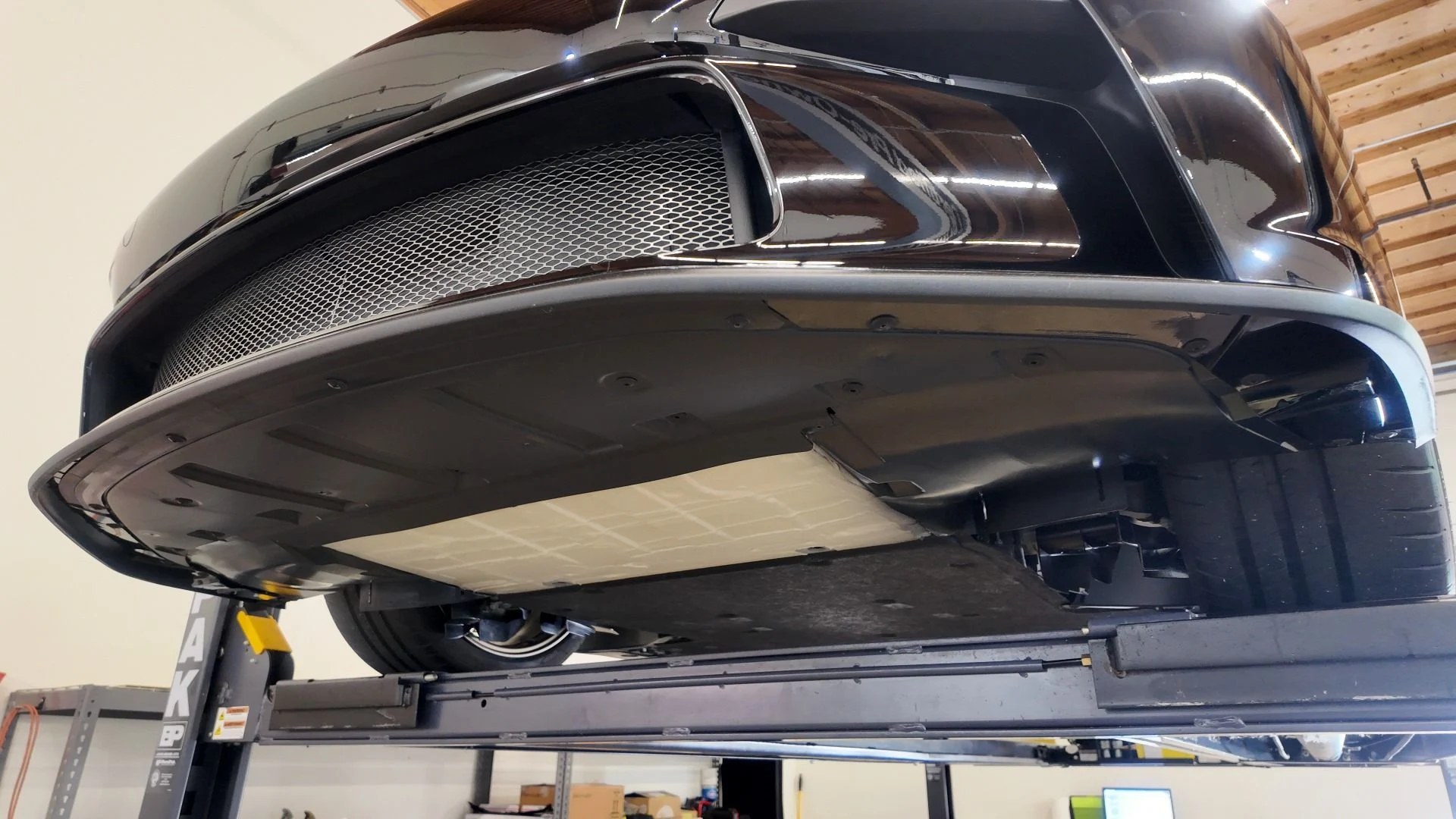 mph055_2153289483_Used_2024_Porsche_911_GT_3_Touring_1752270851_cbb3447621