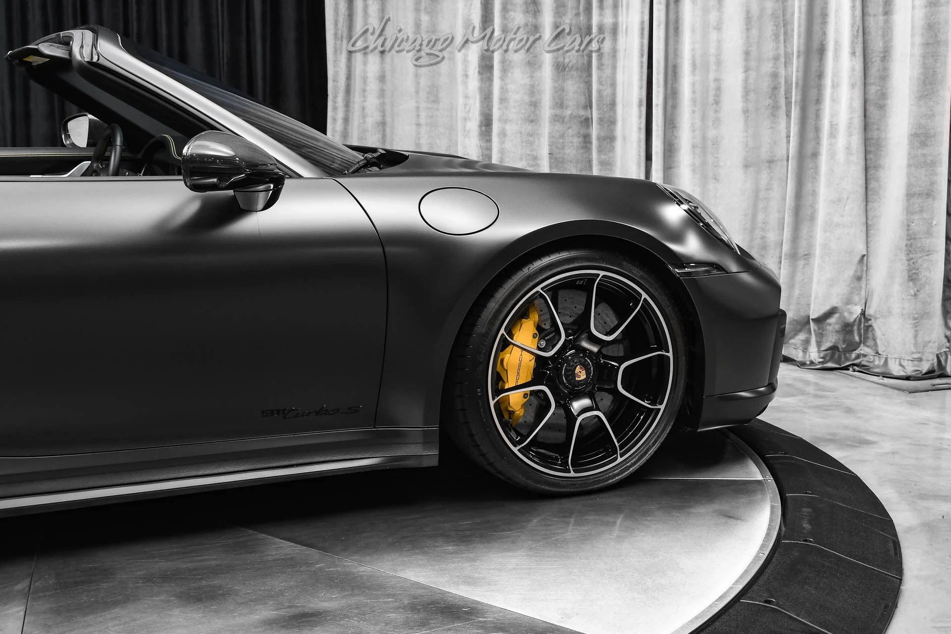 mph055_216039213_10951_p56_l_3a78dd331a