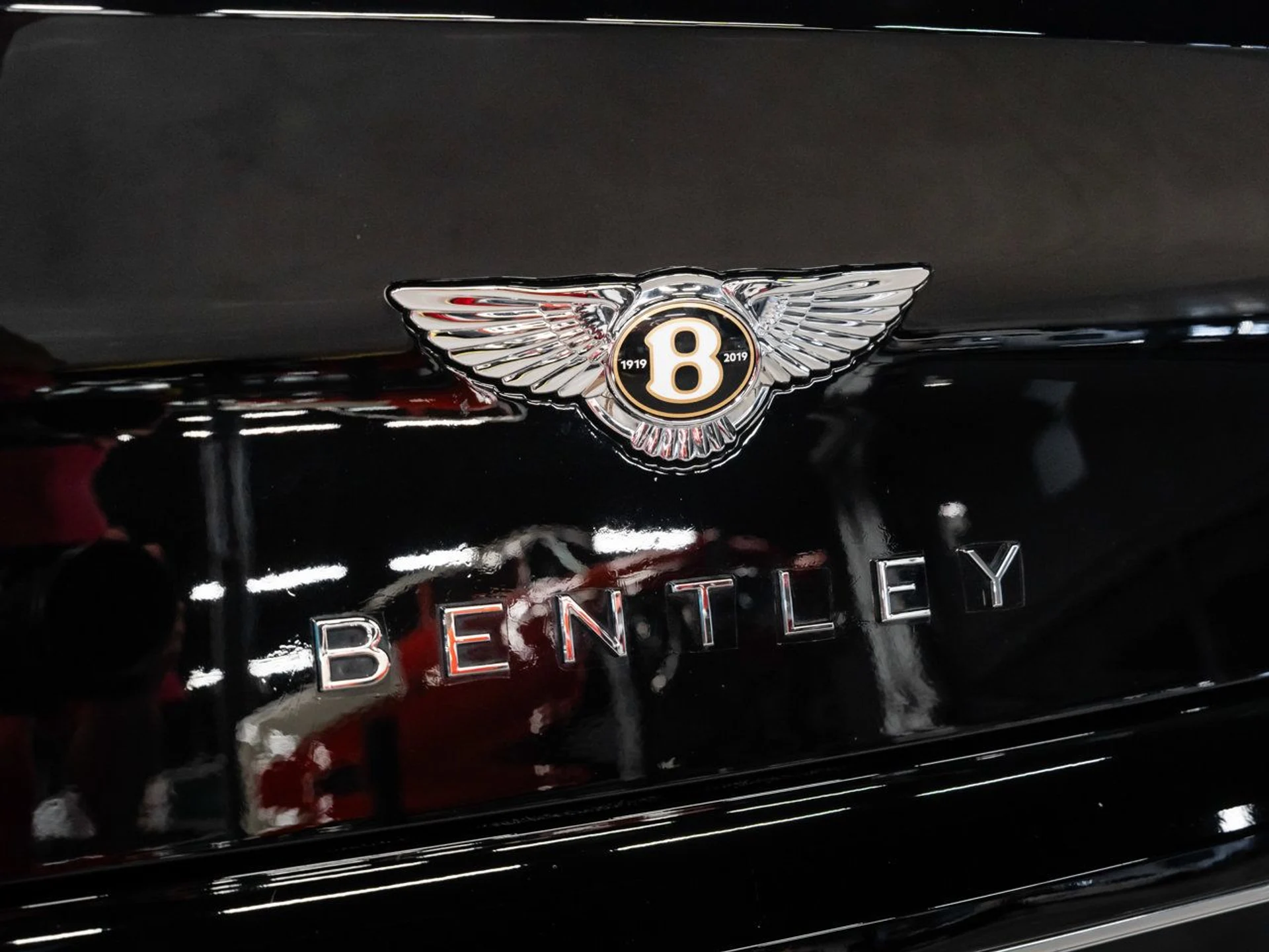 mph055_2170654755_bentley_continental_2020_300b3ba75e