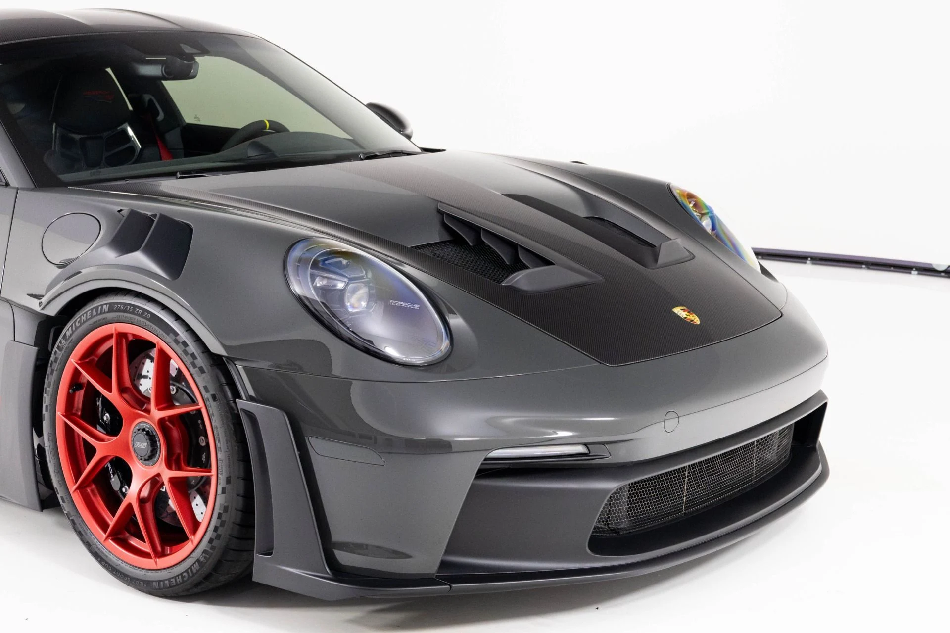 mph055_2220916764_Used_2025_Porsche_911_GT_3_RS_1760657285_9400632364
