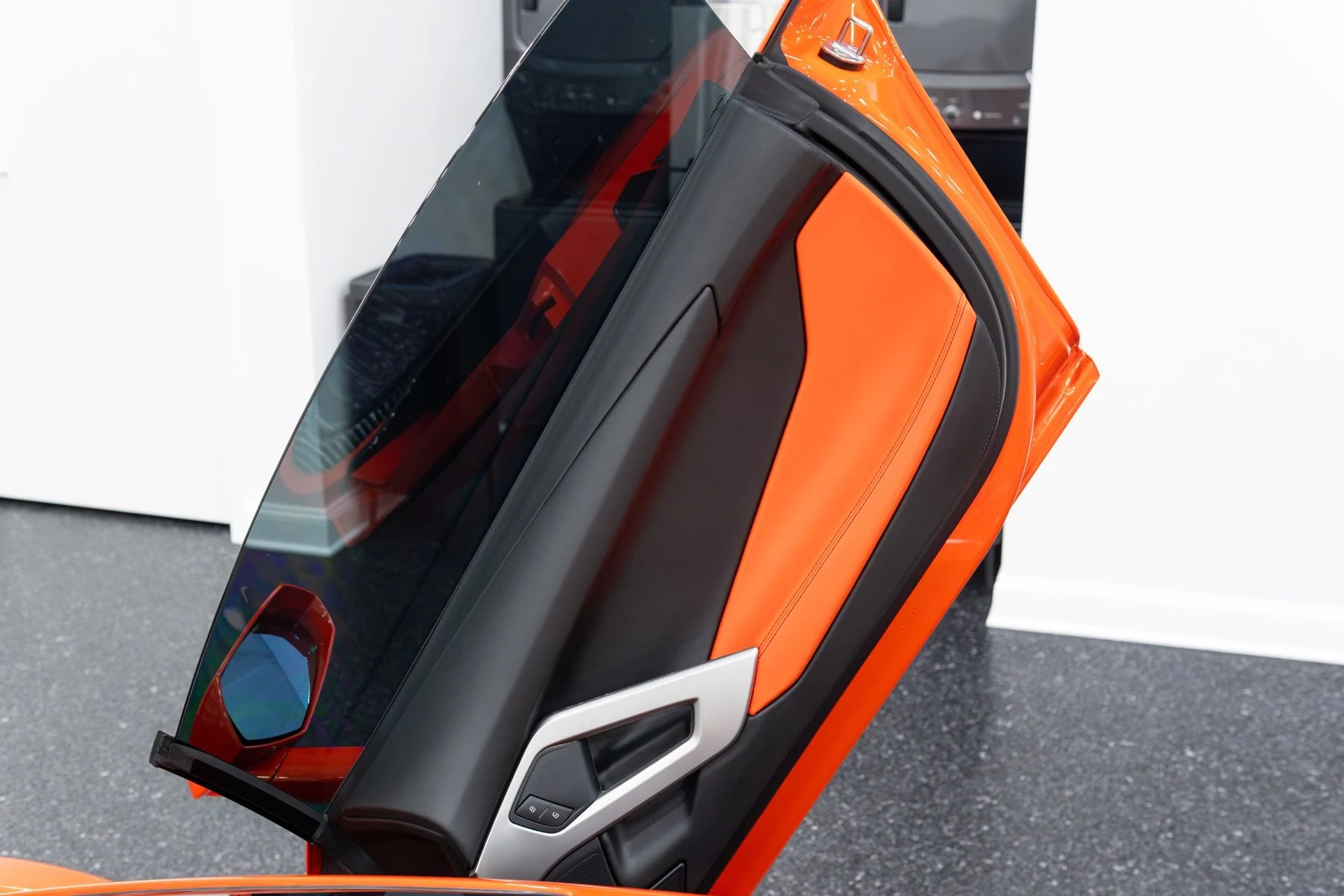 mph055_2268104903_Used_2012_Lamborghini_Aventador_LP_700_4_1769493534_b102b43fe1